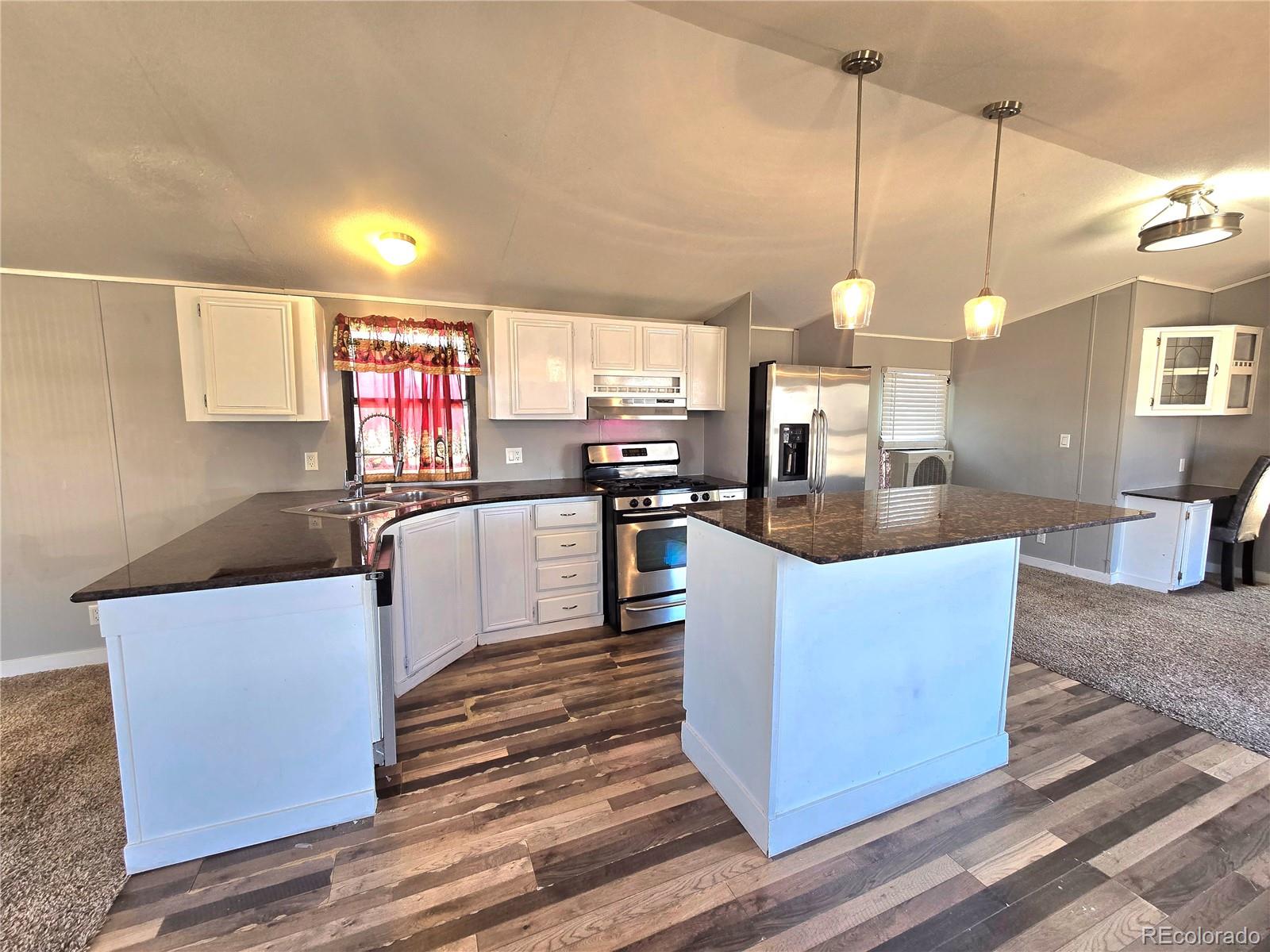 10201 Riverdale Rd, Thornton, CO 80229 photo