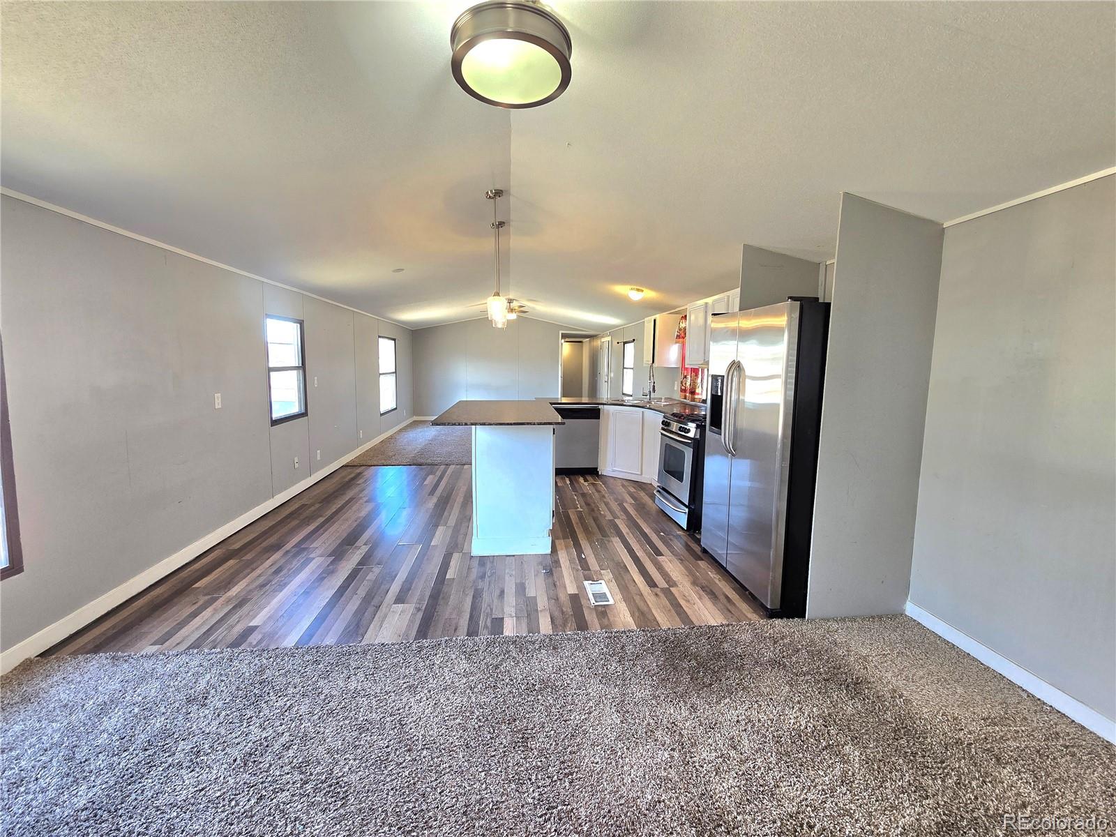 10201 Riverdale Rd, Thornton, CO 80229 photo