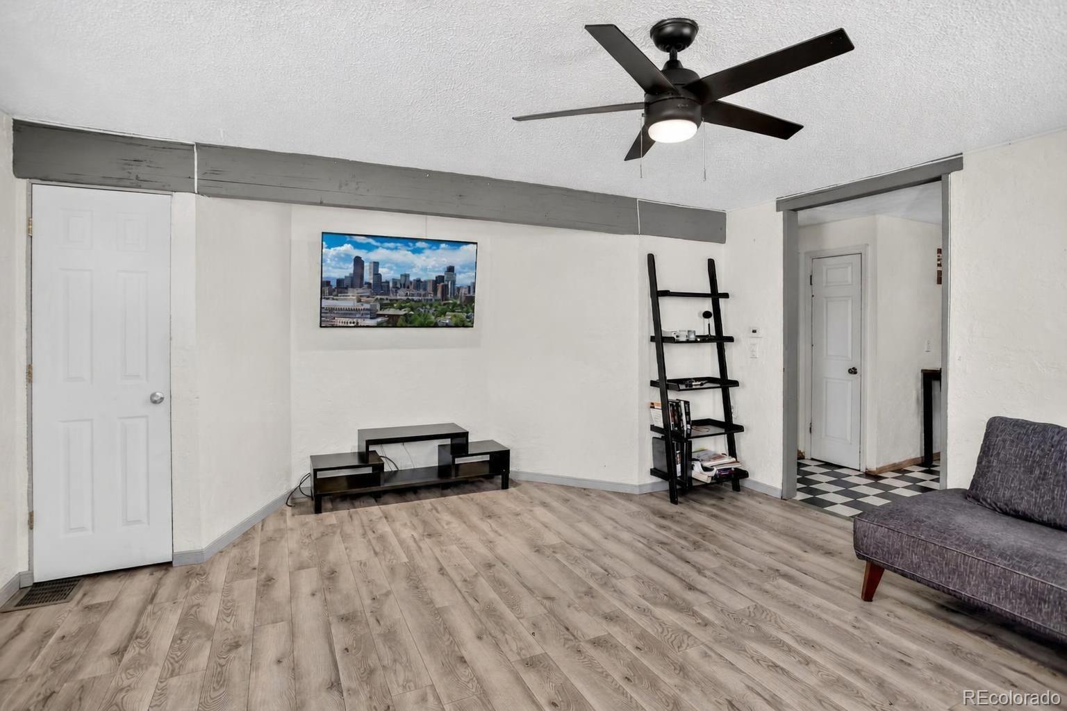 5715 Niagara St, Commerce City, CO 80022 photo