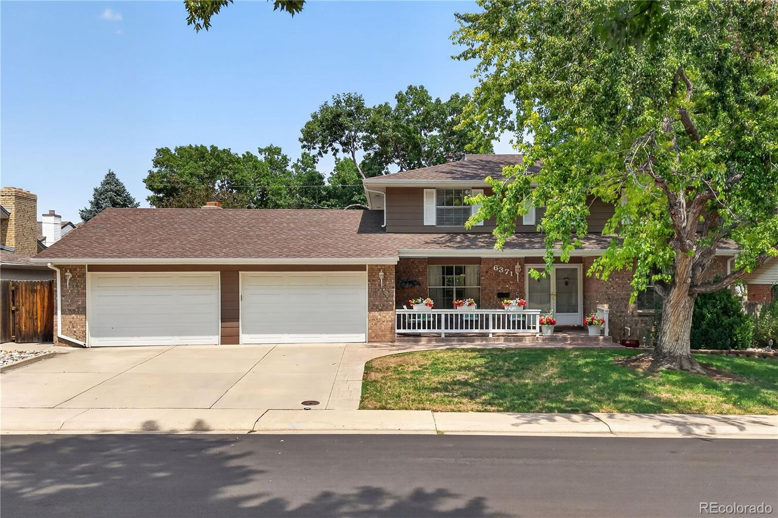 6371 Dickenson Pl, Denver, CO 80222