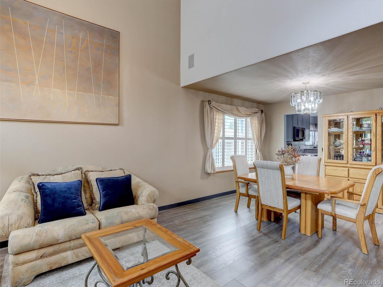 11246 W Coal Mine Dr, Littleton, CO 80127 photo