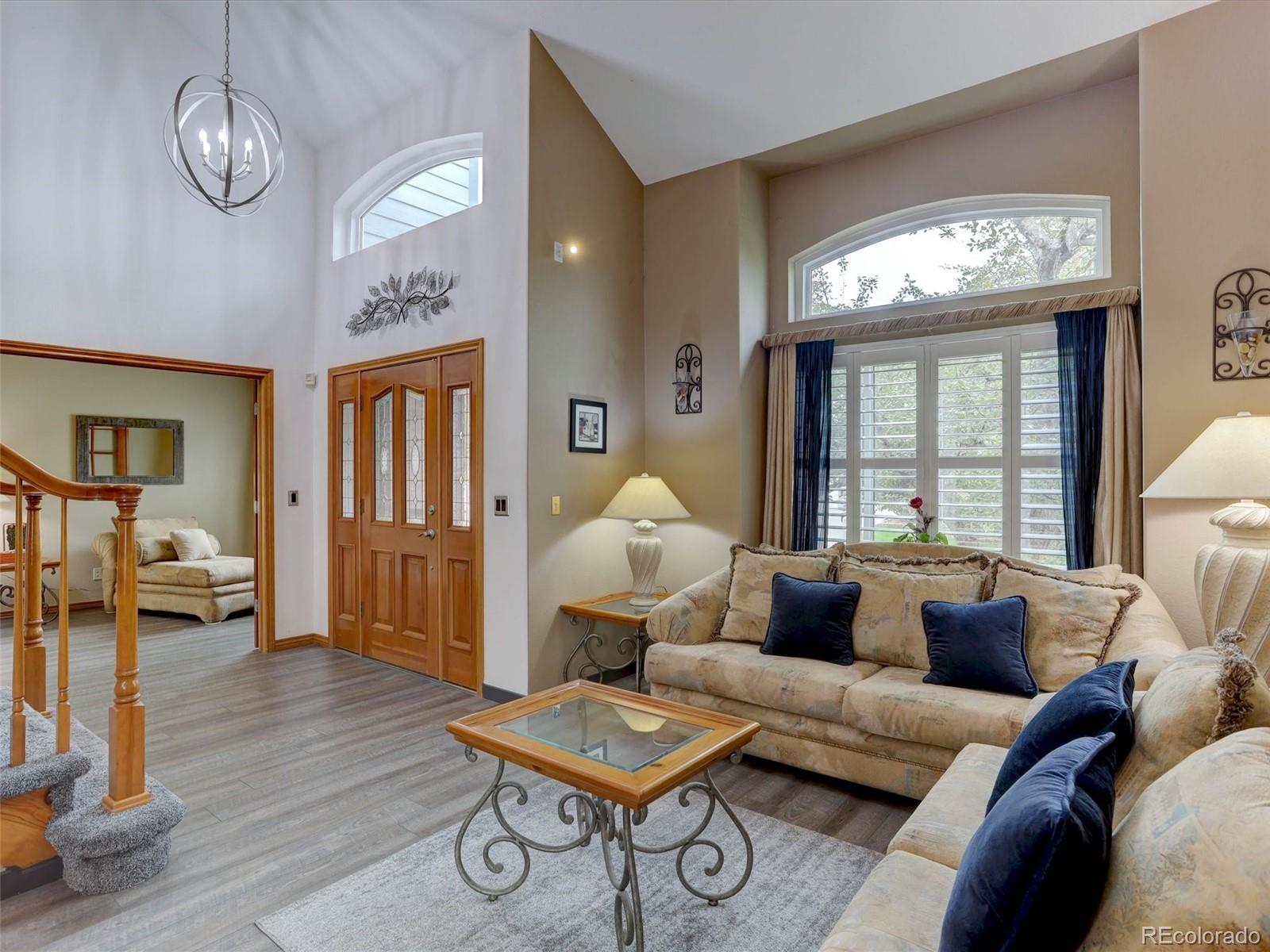 11246 W Coal Mine Dr, Littleton, CO 80127 photo