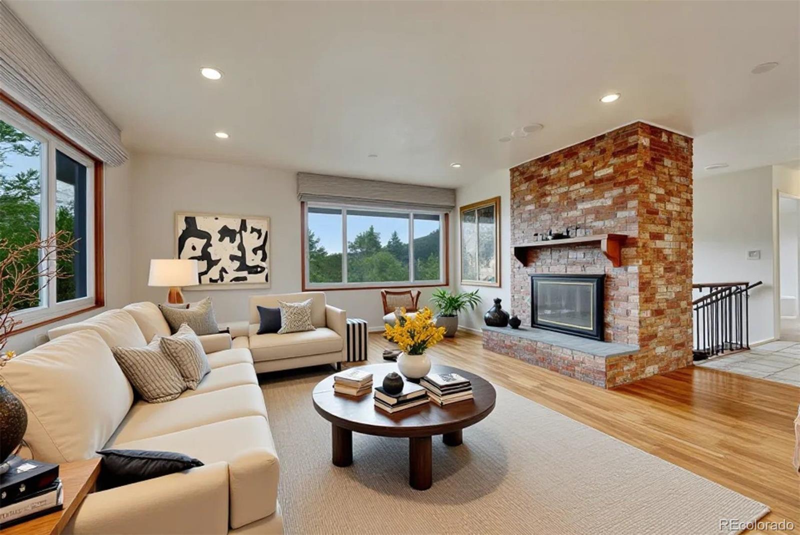 325 Altura Way, Colorado Springs, CO 80906 photo