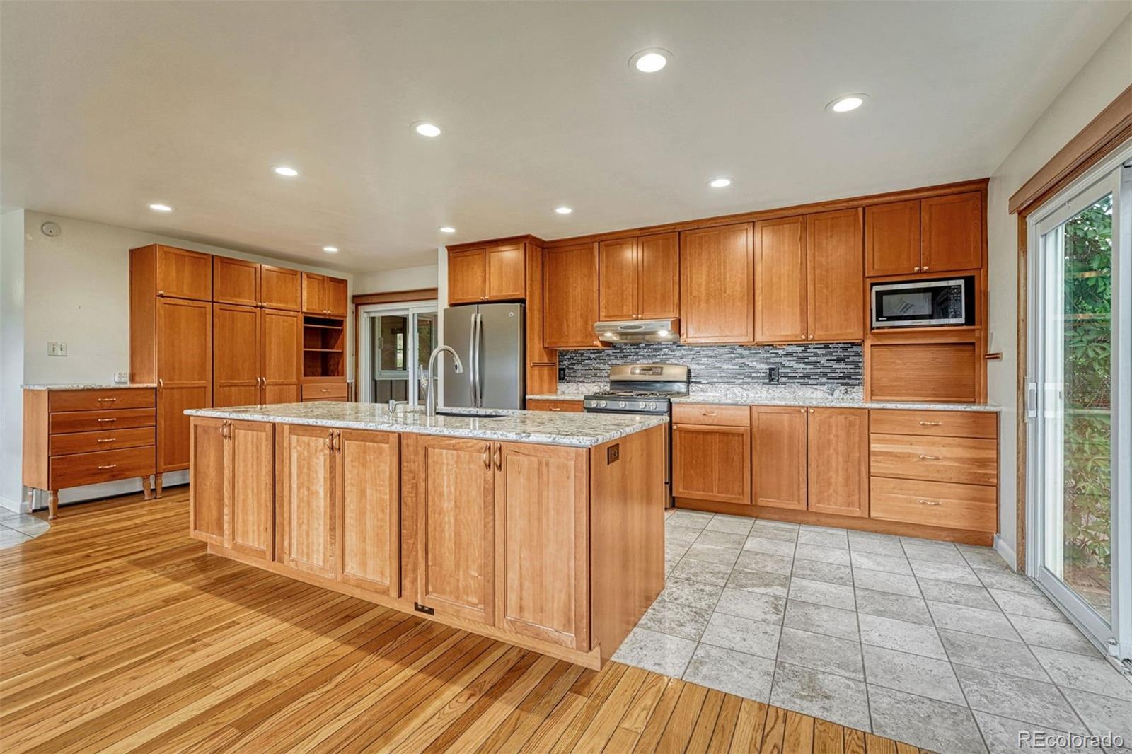 325 Altura Way, Colorado Springs, CO 80906 photo