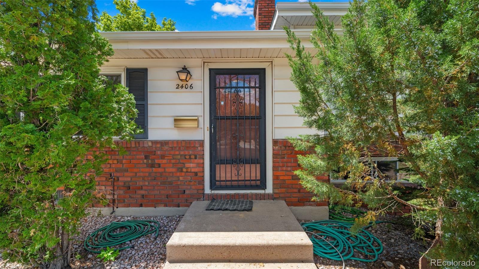 2406 N Circle Dr, Colorado Springs, CO 80909 photo