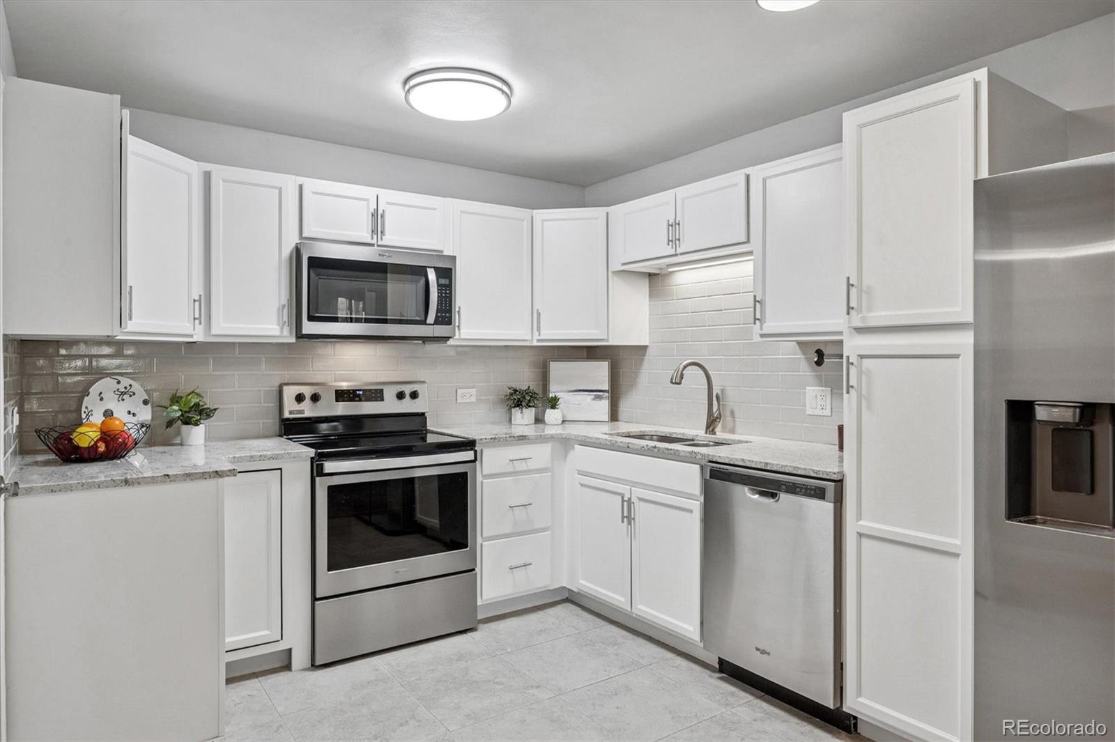 650 S Alton Way #10 A, Denver, CO 80247 photo