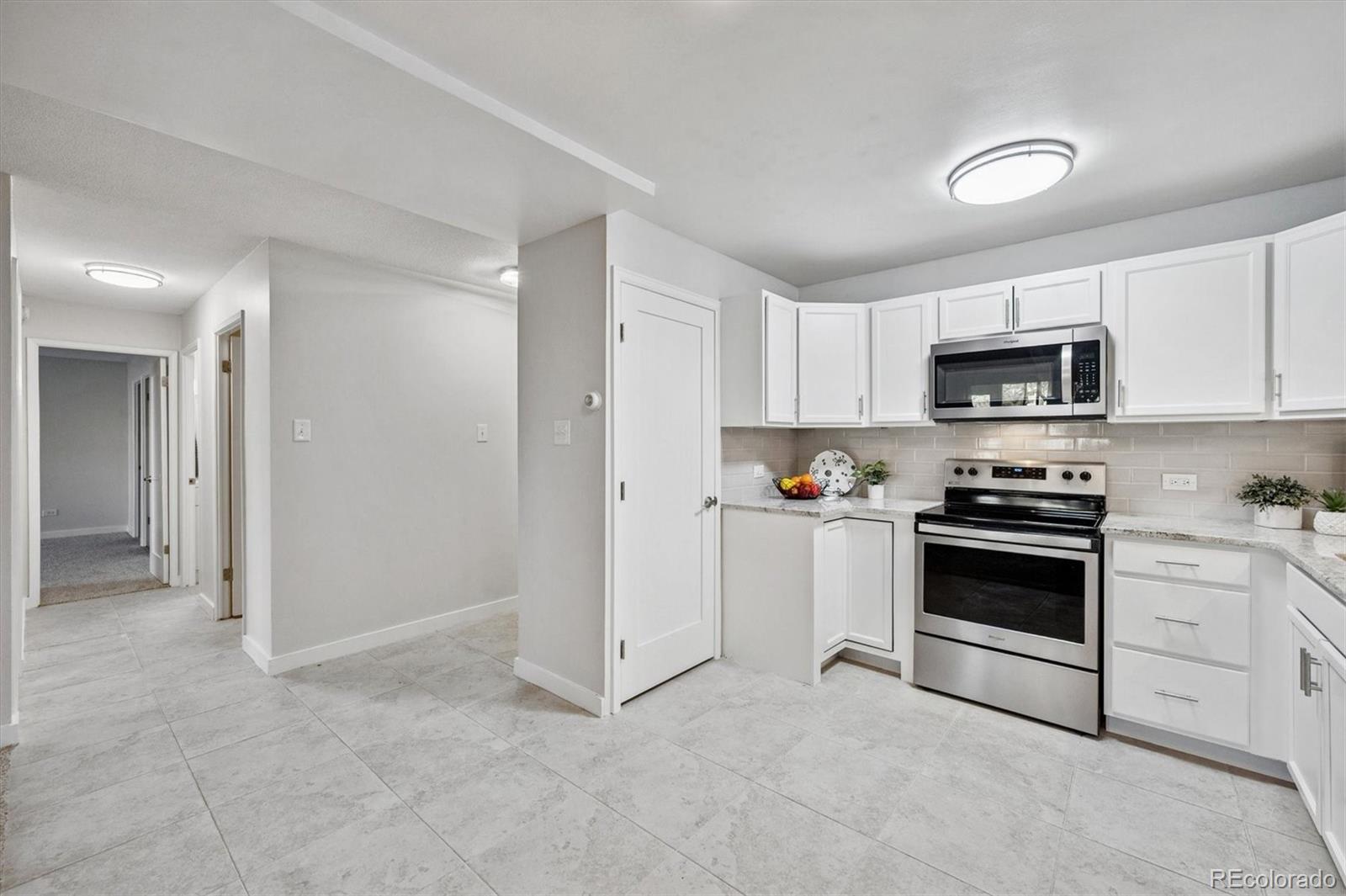 650 S Alton Way #10 A, Denver, CO 80247 photo