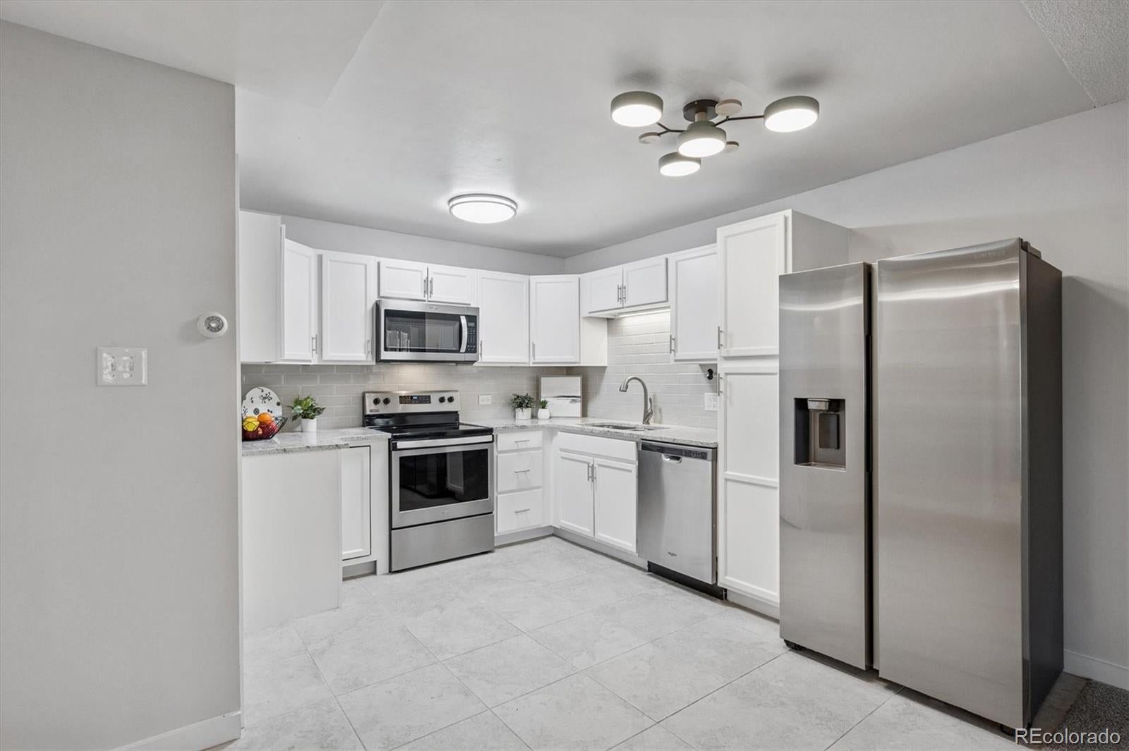650 S Alton Way #10 A, Denver, CO 80247 photo