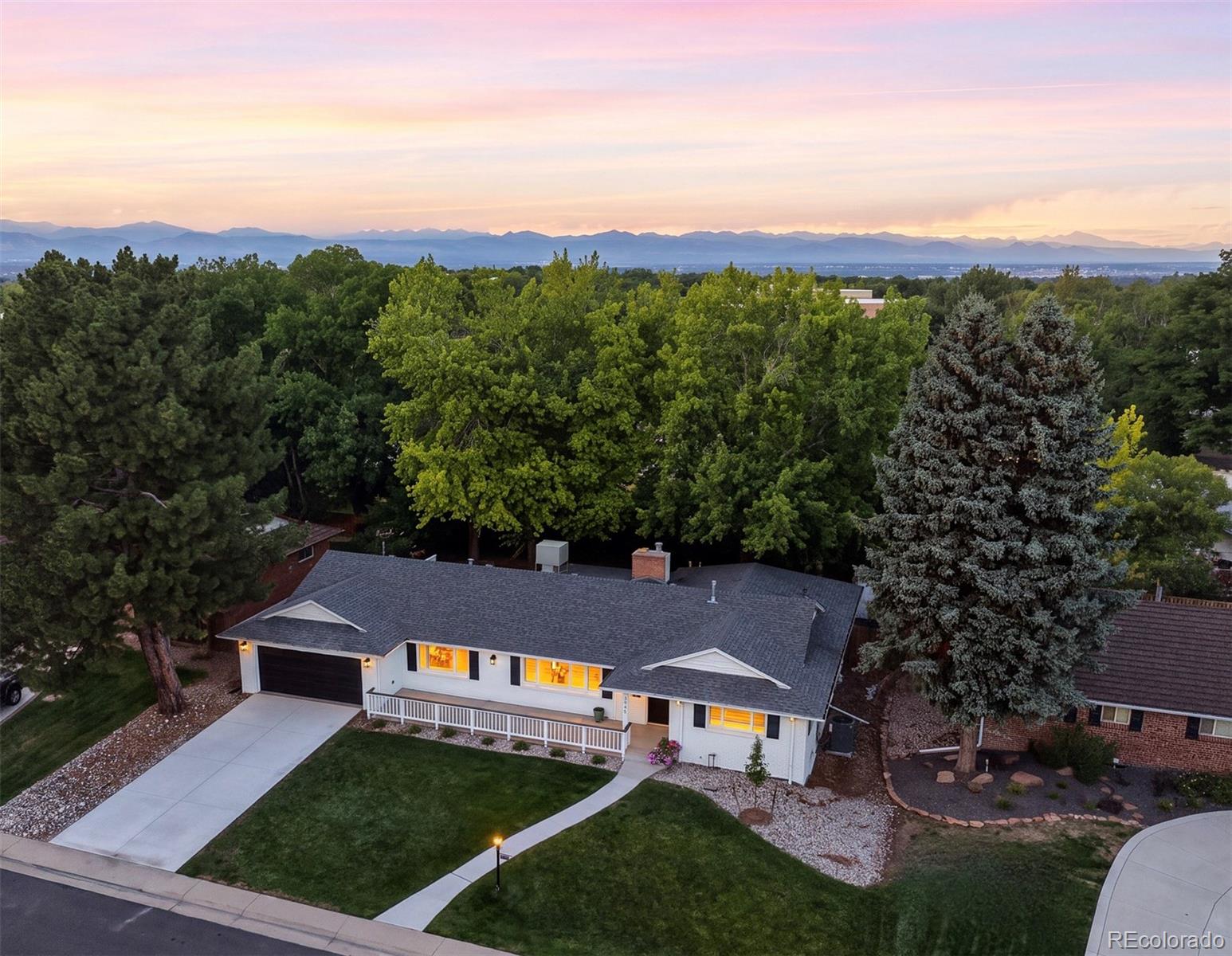 3945 S Jersey St, Denver, CO 80237 photo