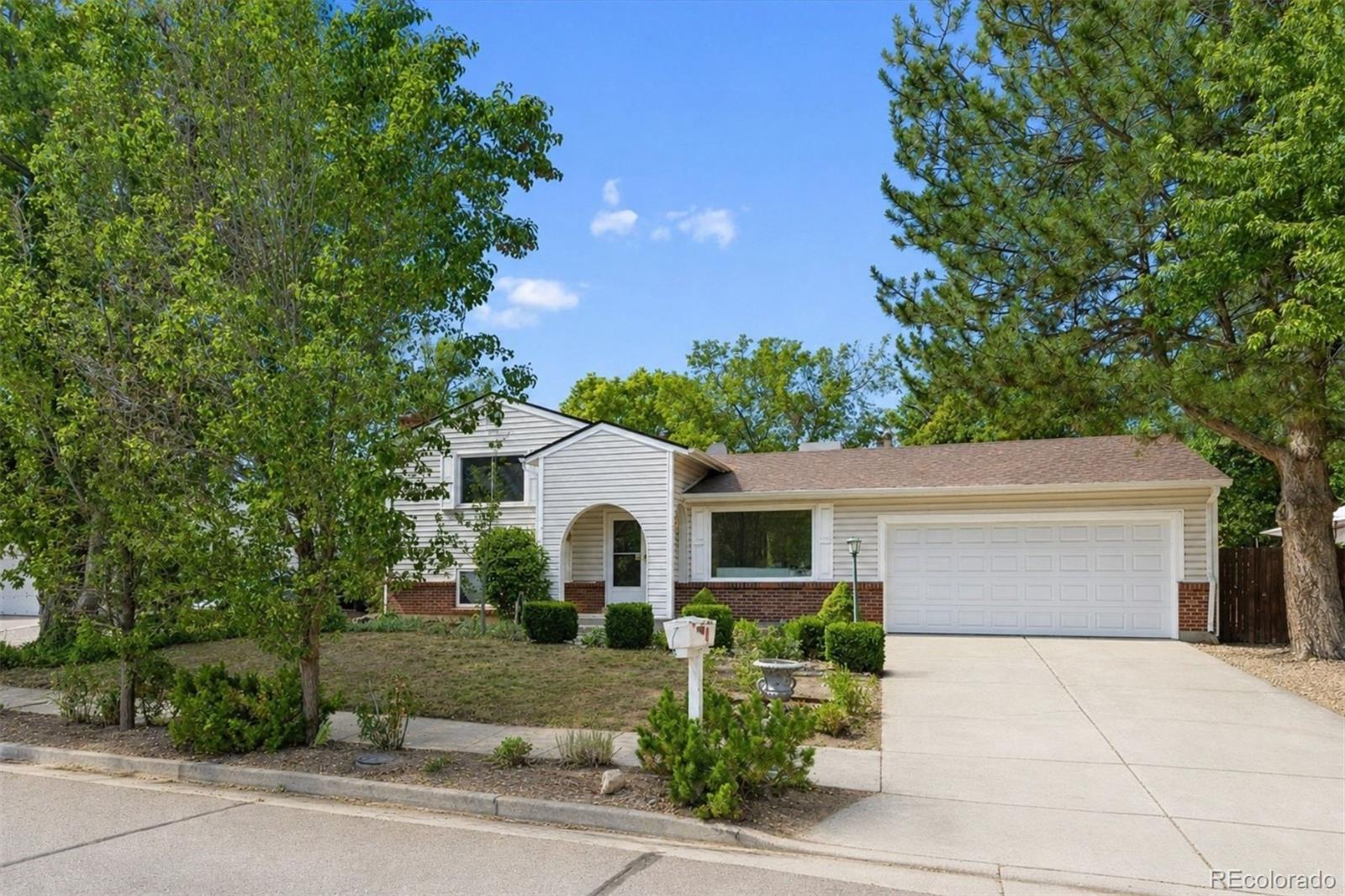 8605 Lamar Dr, Arvada, CO 80003 photo