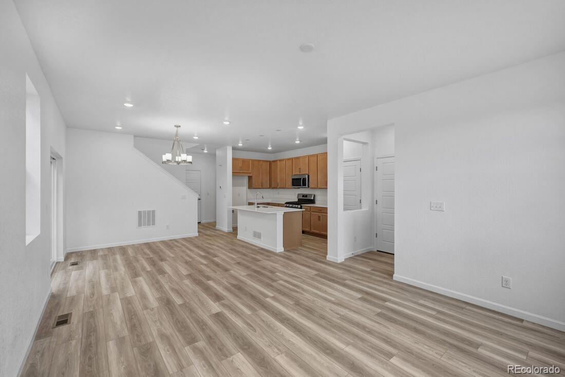 3293 N Coolidge Way, Aurora, CO 80019 photo