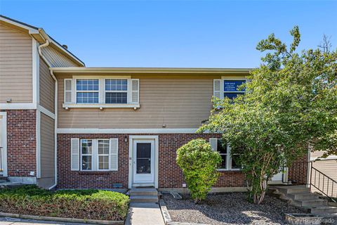 Townhouse in Aurora CO 1545 S Ouray Circle #B.jpg