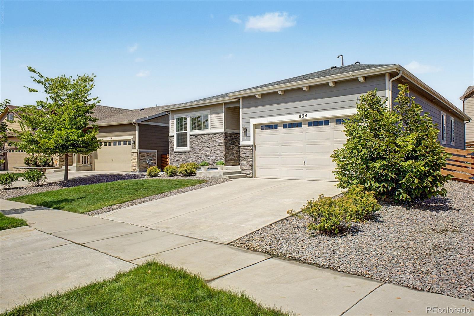 834 Eva Peak Dr, Erie, CO 80516 photo