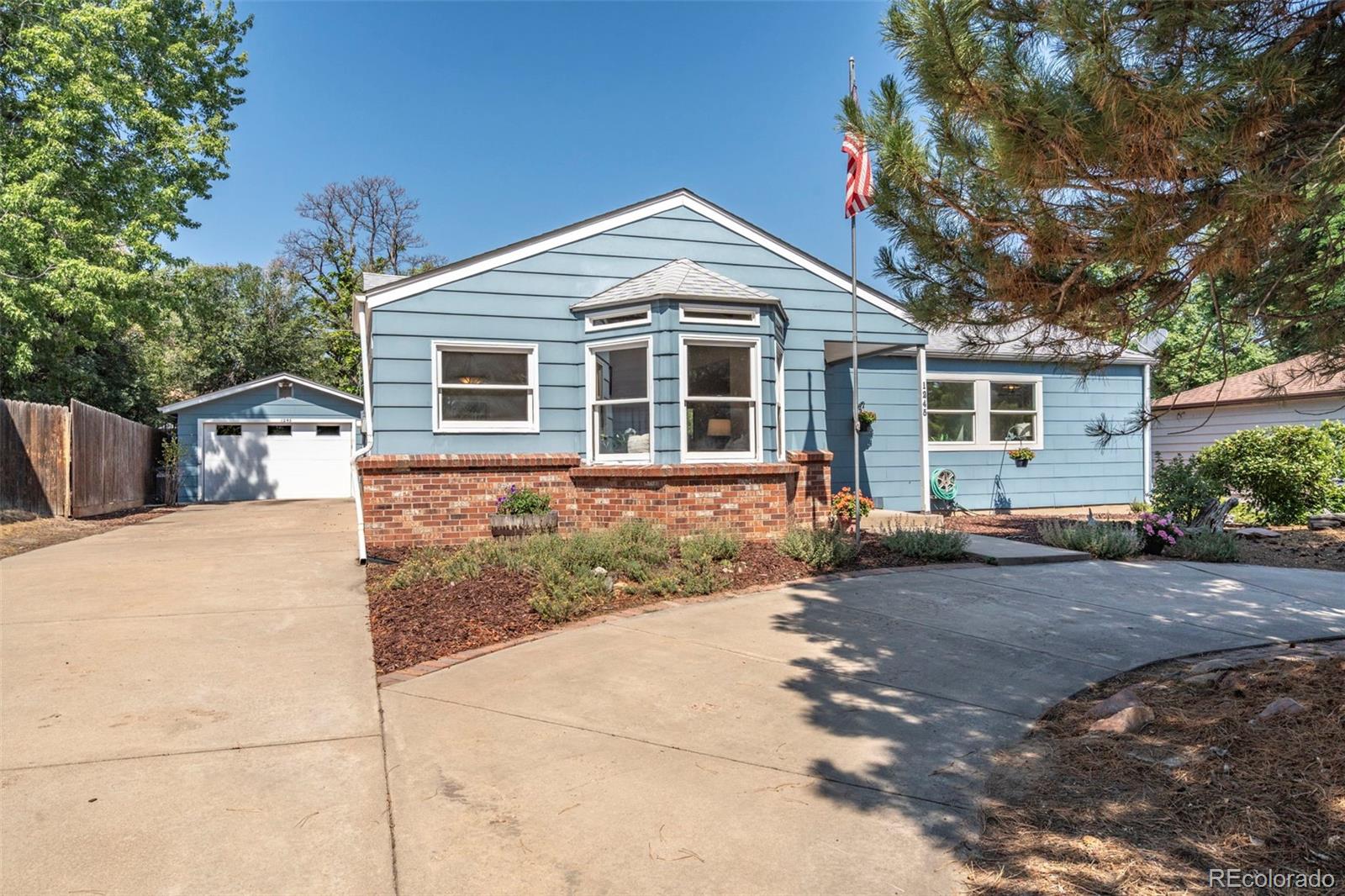 1245 S Grape St, Denver, CO 80246 photo