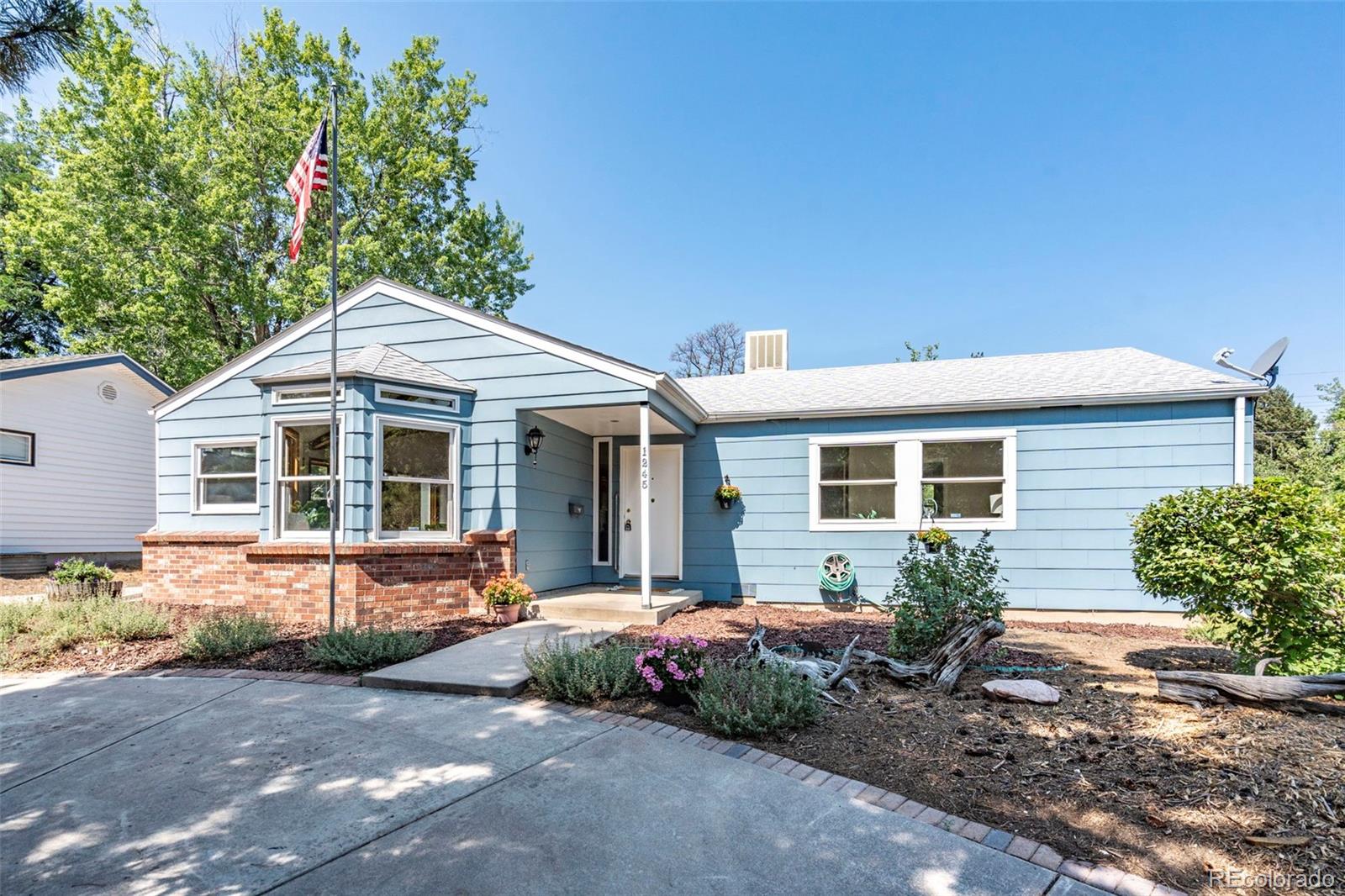 1245 S Grape St, Denver, CO 80246 photo