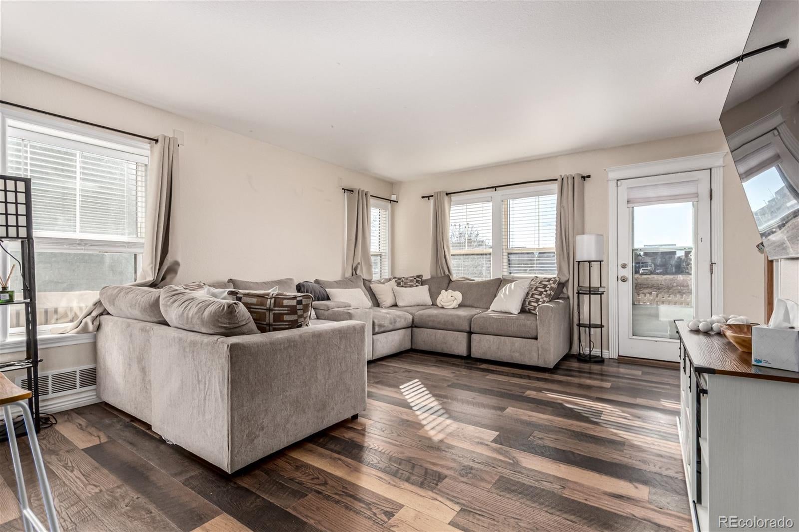 9440 E 106 Ave, Commerce City, CO 80640 photo