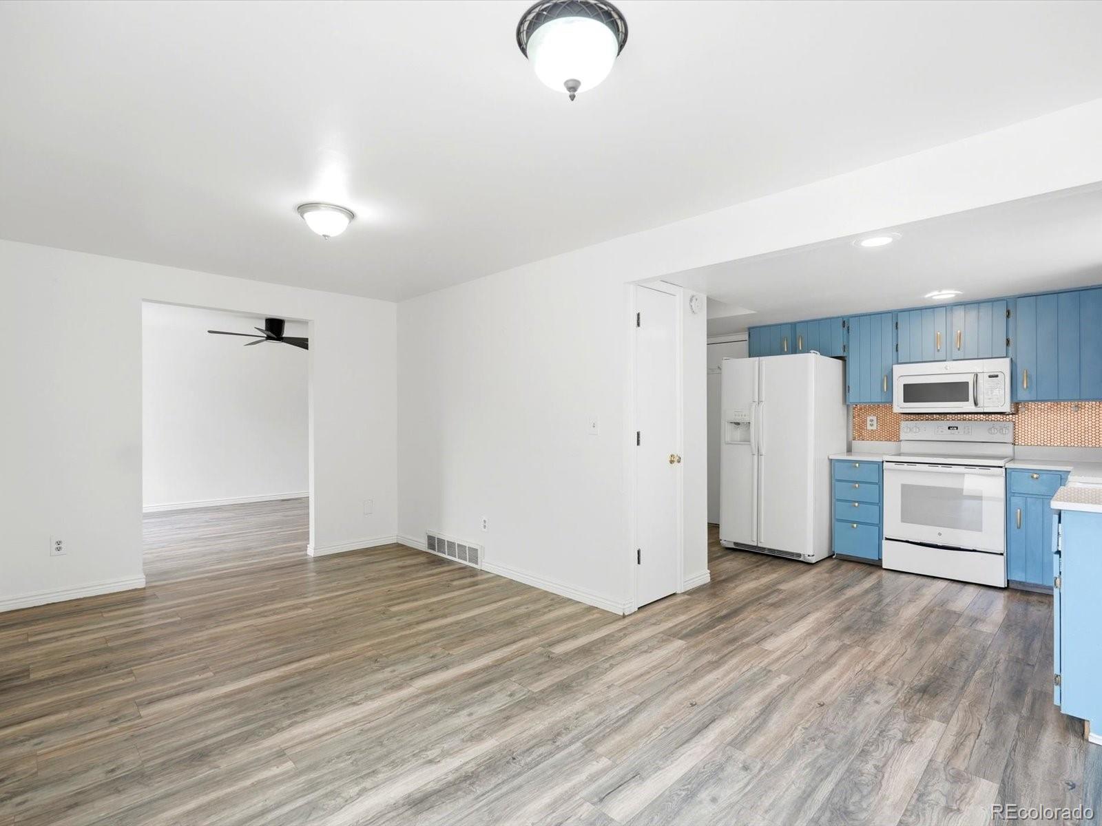 10414 Iris Way, Broomfield, CO 80021 photo