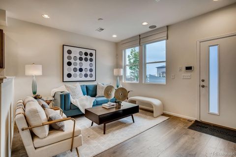 Townhouse in Thornton CO 6570 Parterre Parkway #2 6.jpg