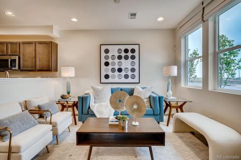 Townhouse in Thornton CO 6570 Parterre Parkway #2 5.jpg