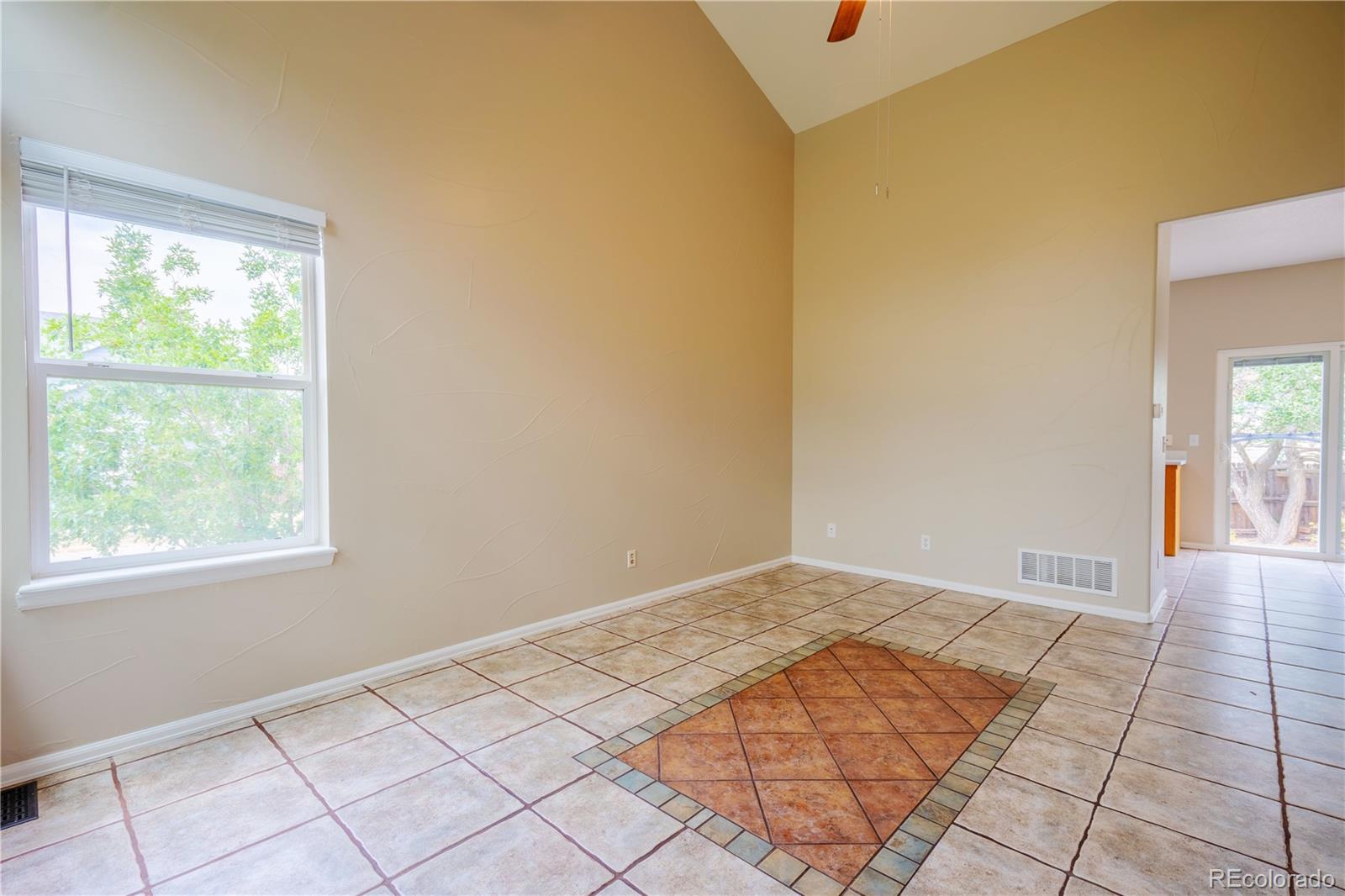 3750 S Quemoy Way, Aurora, CO 80018 photo
