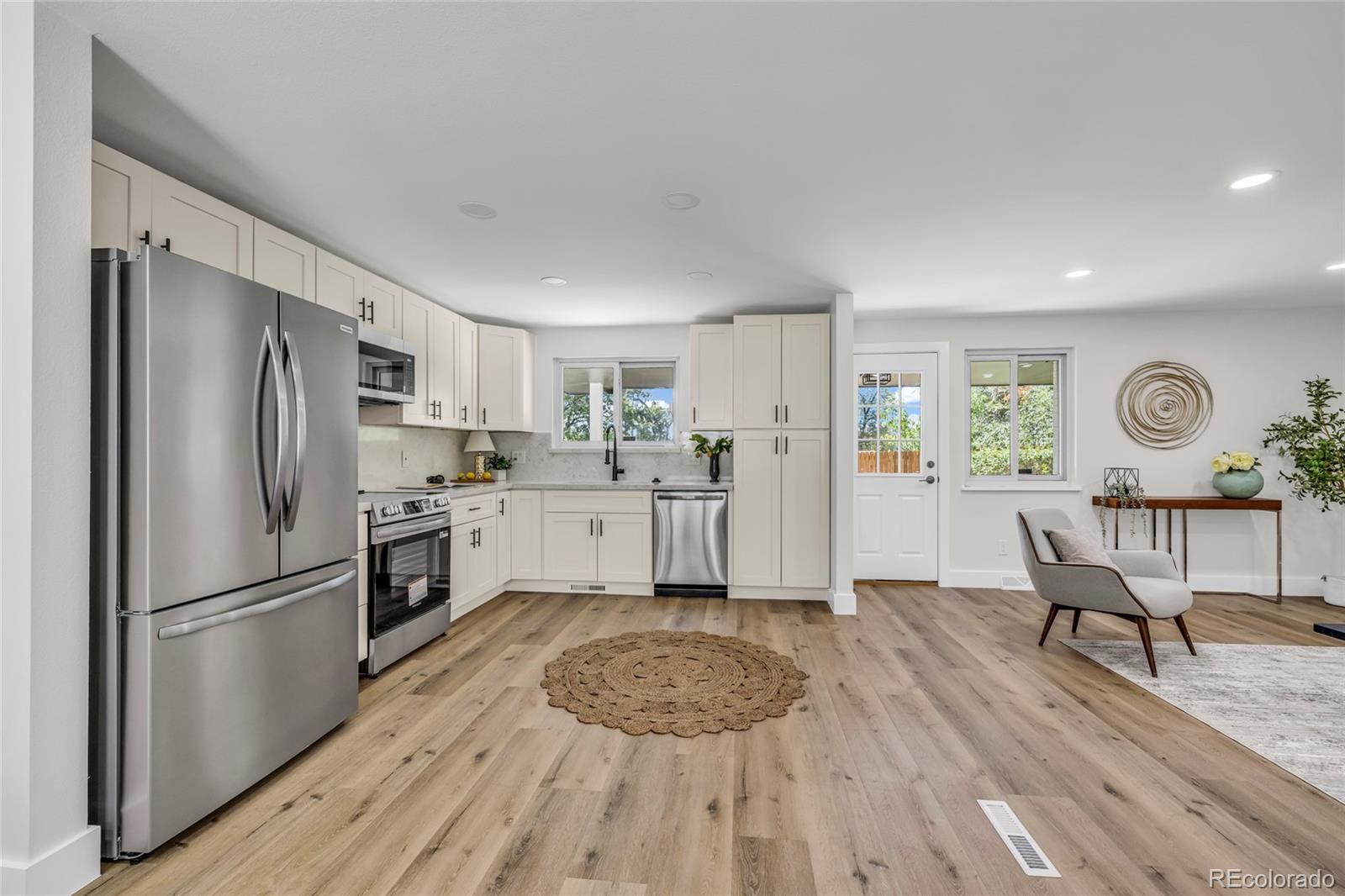 6942 W 68 Pl, Arvada, CO 80003 photo