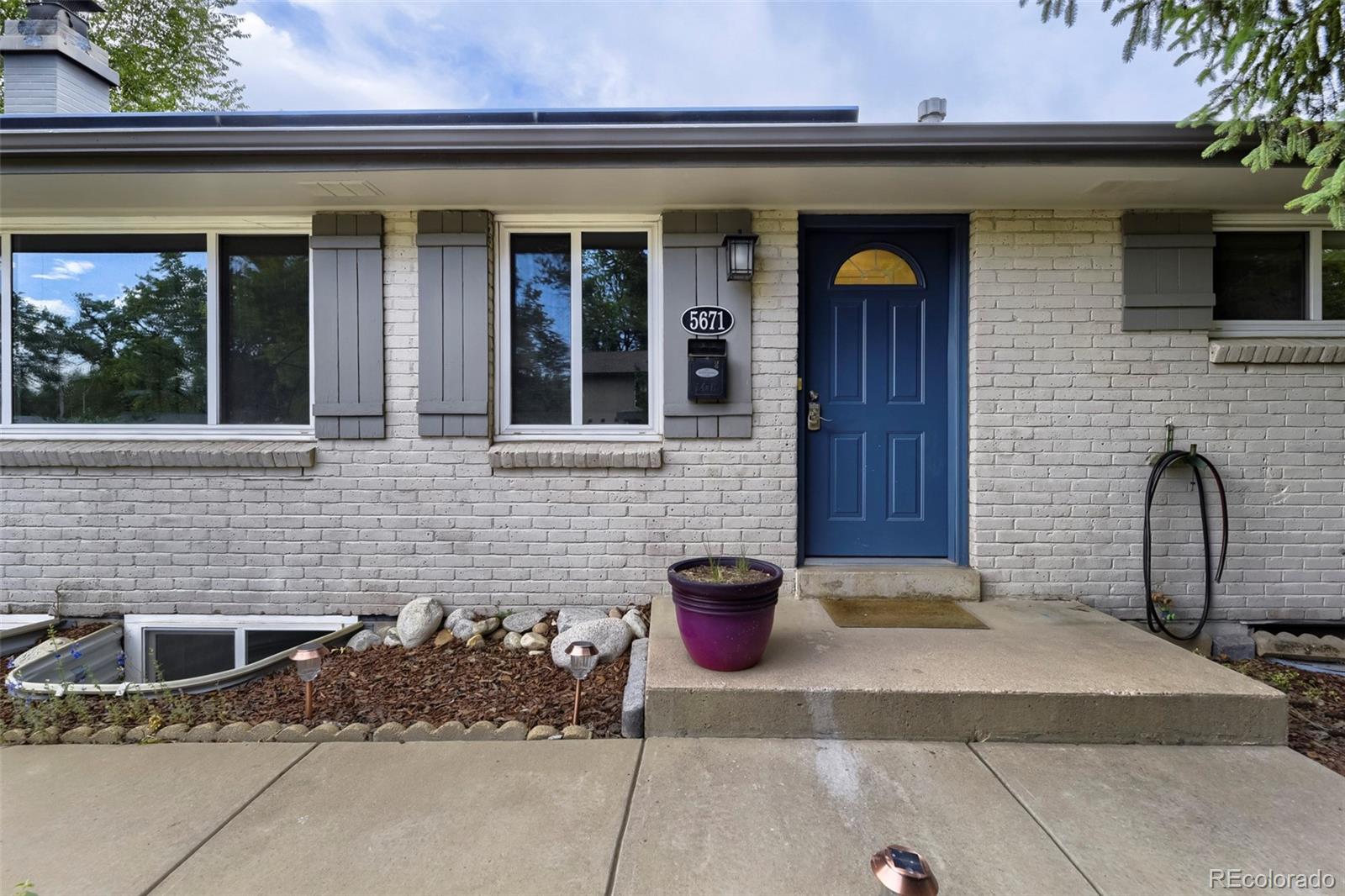 5671 E Bates Ave, Denver, CO 80222 photo
