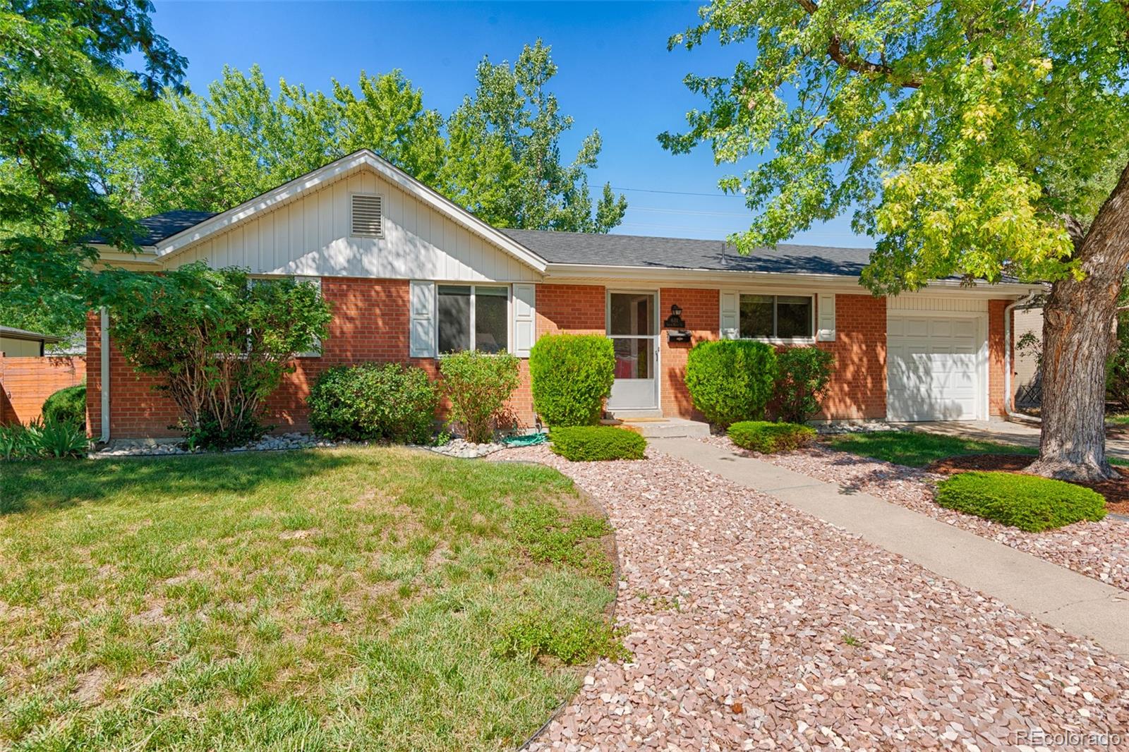 681 S Holly St, Denver, CO 80246 photo