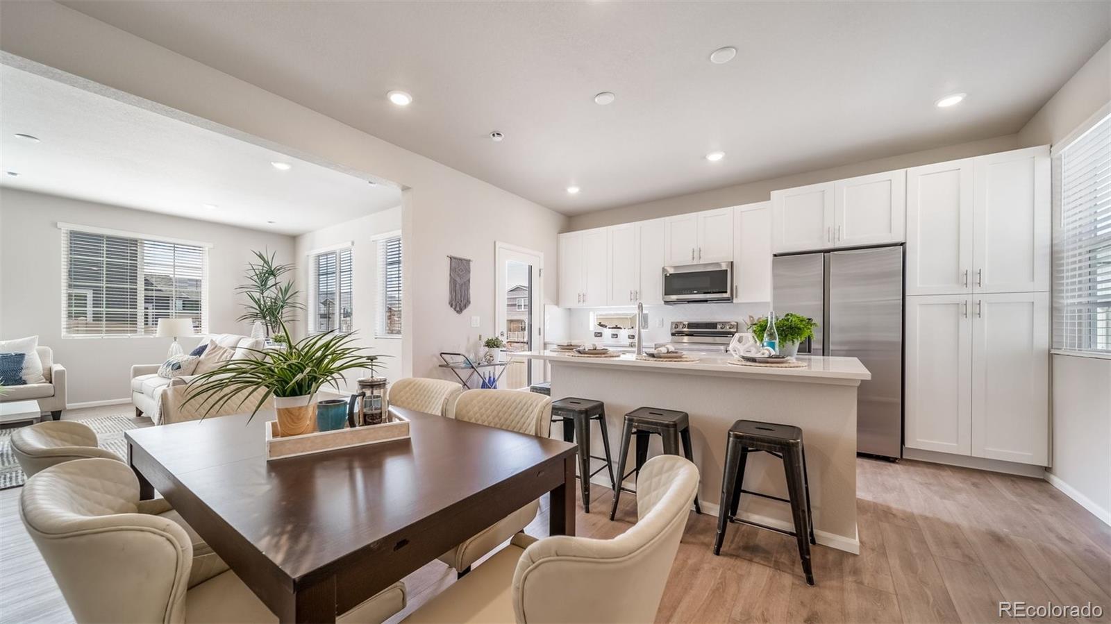 10055 Scranton Ct, Commerce City, CO 80022 photo