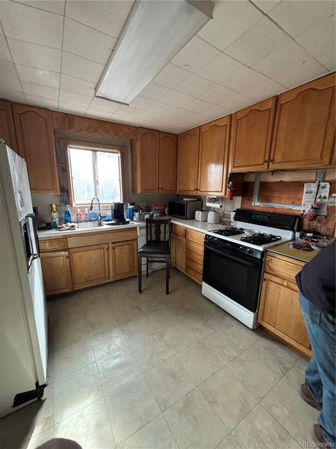 Single Family Residence in Denver CO 7795 Raritan Street 21.jpg