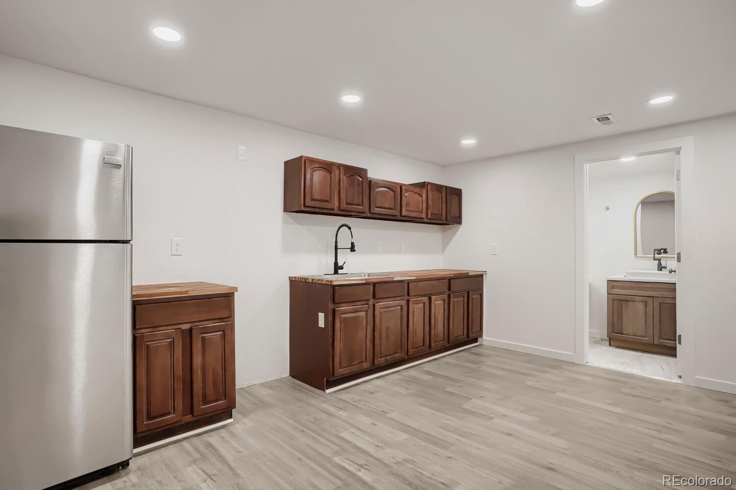 961 E 83 Pl, Denver, CO 80229 photo