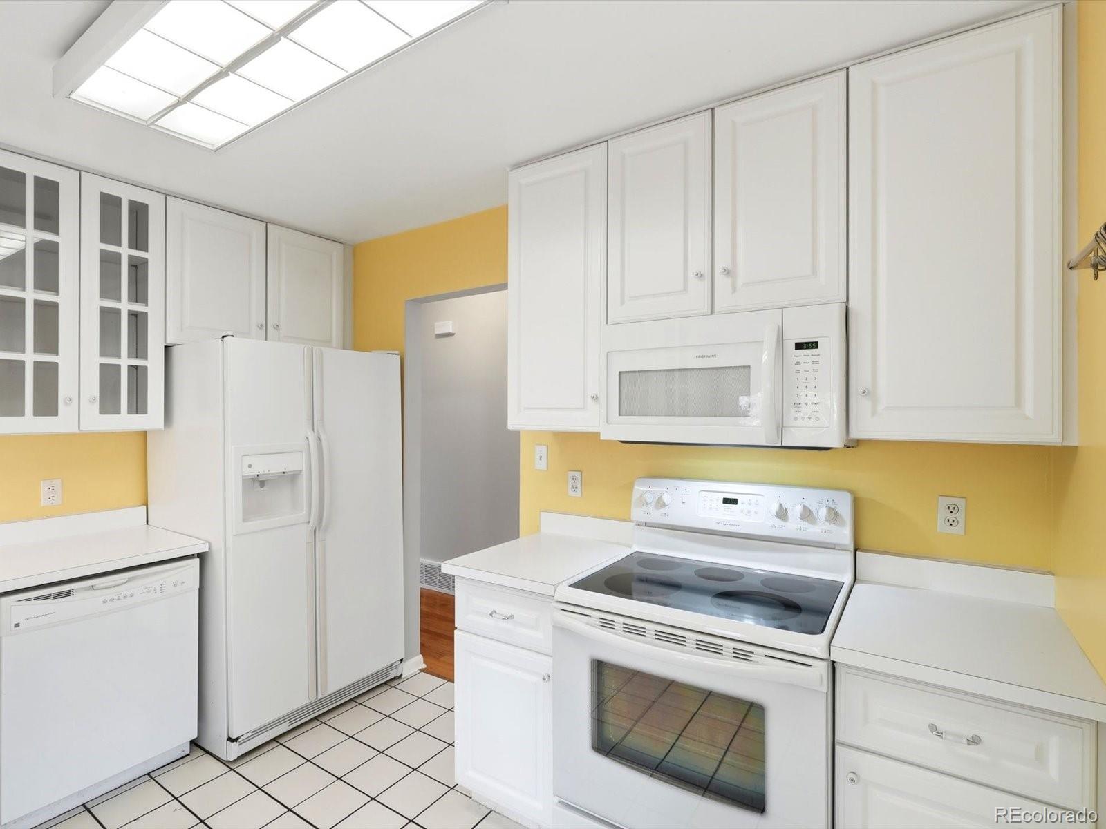 778 W Briarwood Ave, Littleton, CO 80120 photo