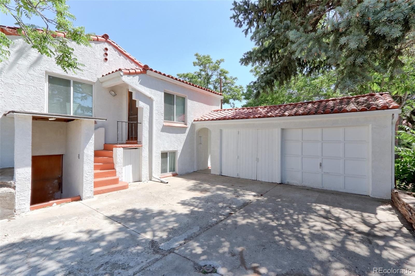 320 S Clay St, Denver, CO 80219 photo