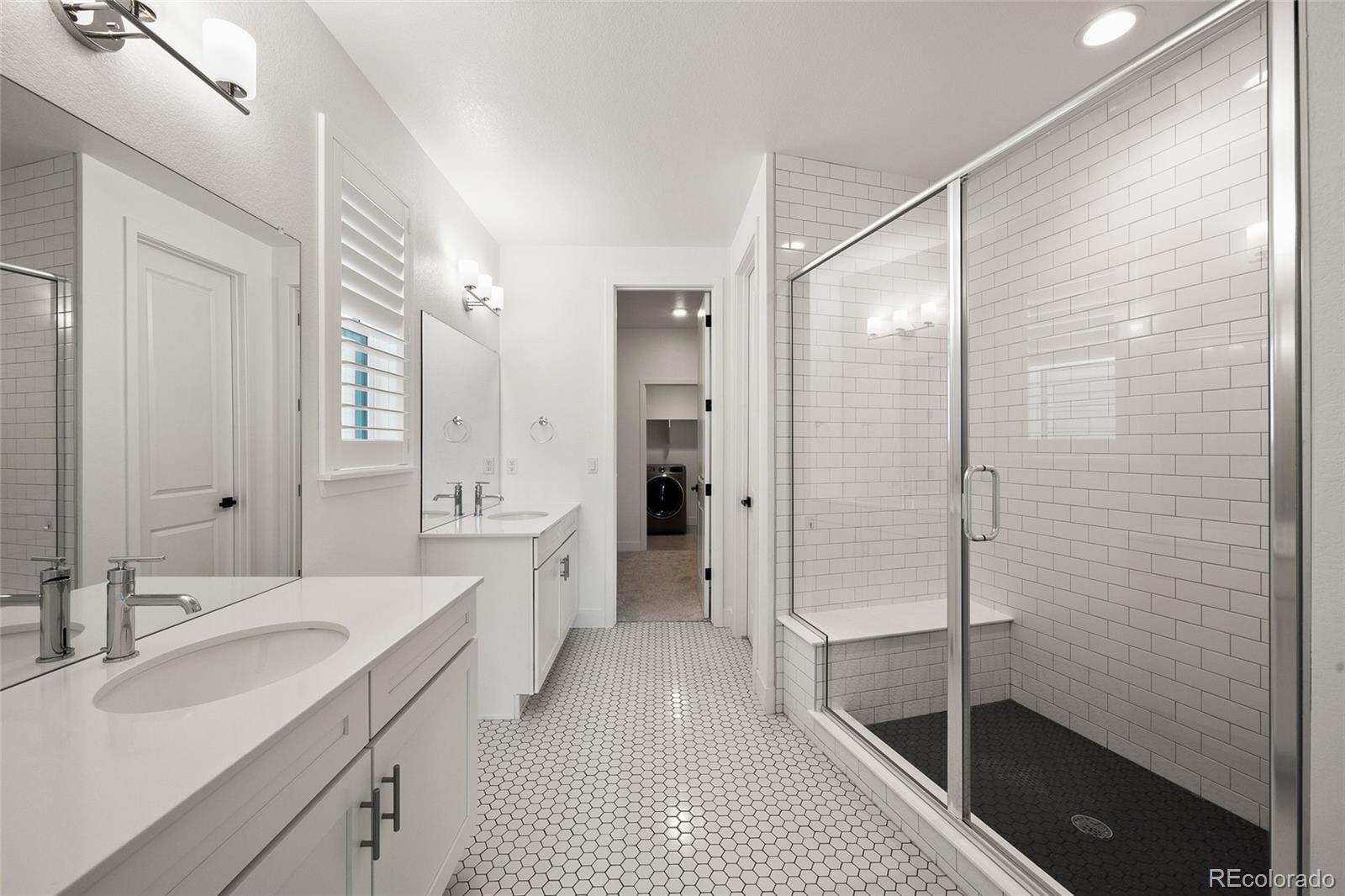 21416 E 61 Dr, Aurora, CO 80019 photo