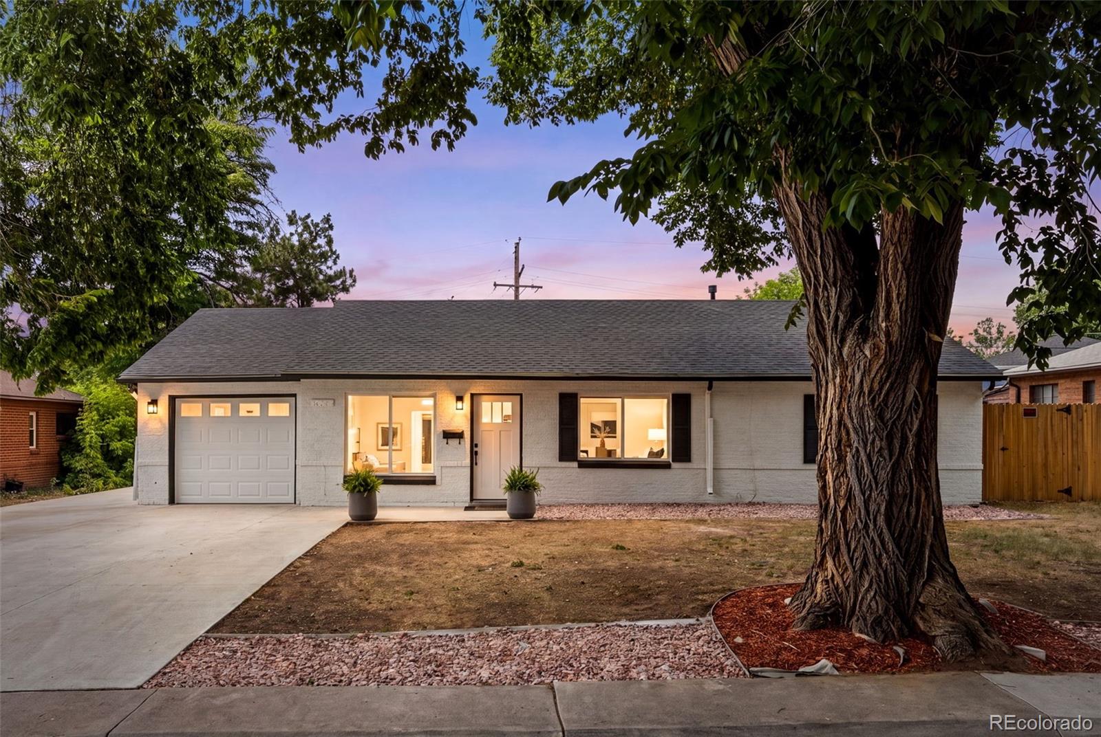 769 Troy Ct, Aurora, CO 80011 photo