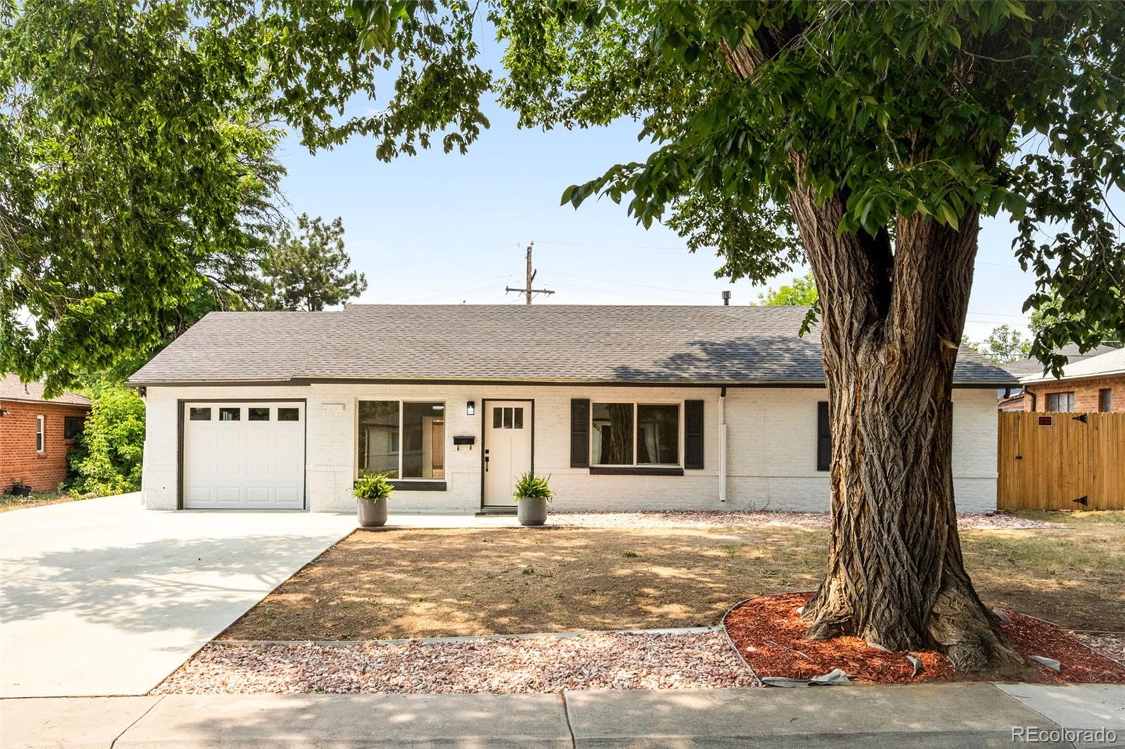 769 Troy Ct, Aurora, CO 80011 photo