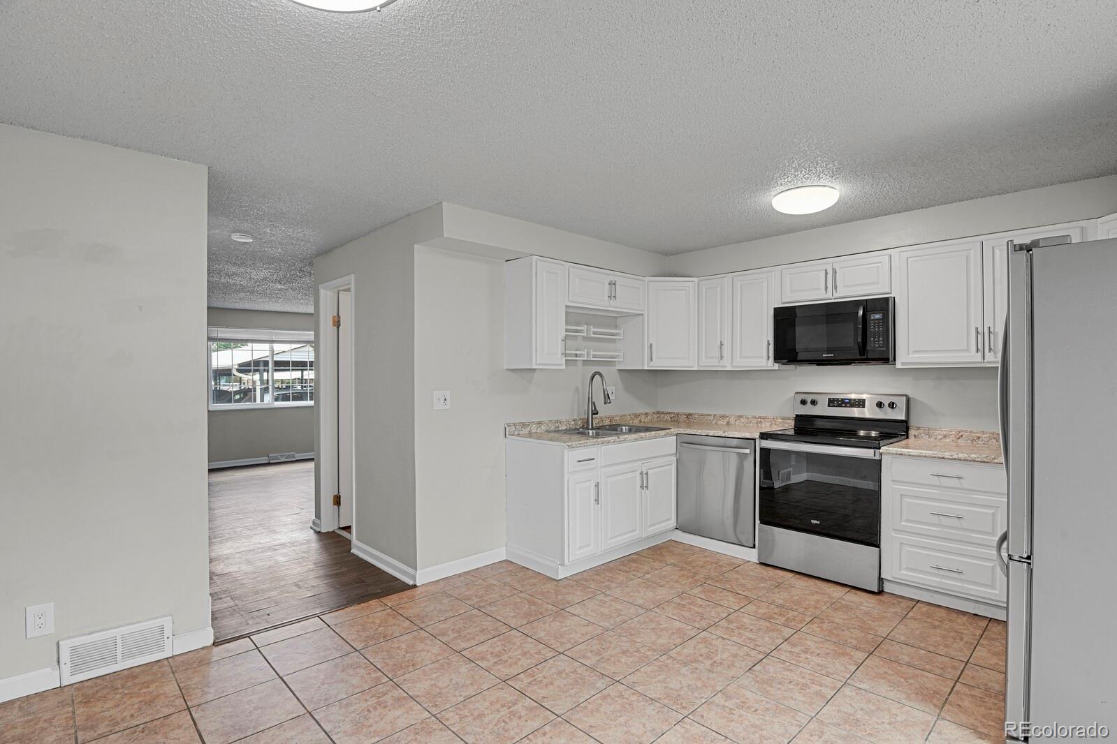 14053 E Bails Pl, Aurora, CO 80012 photo