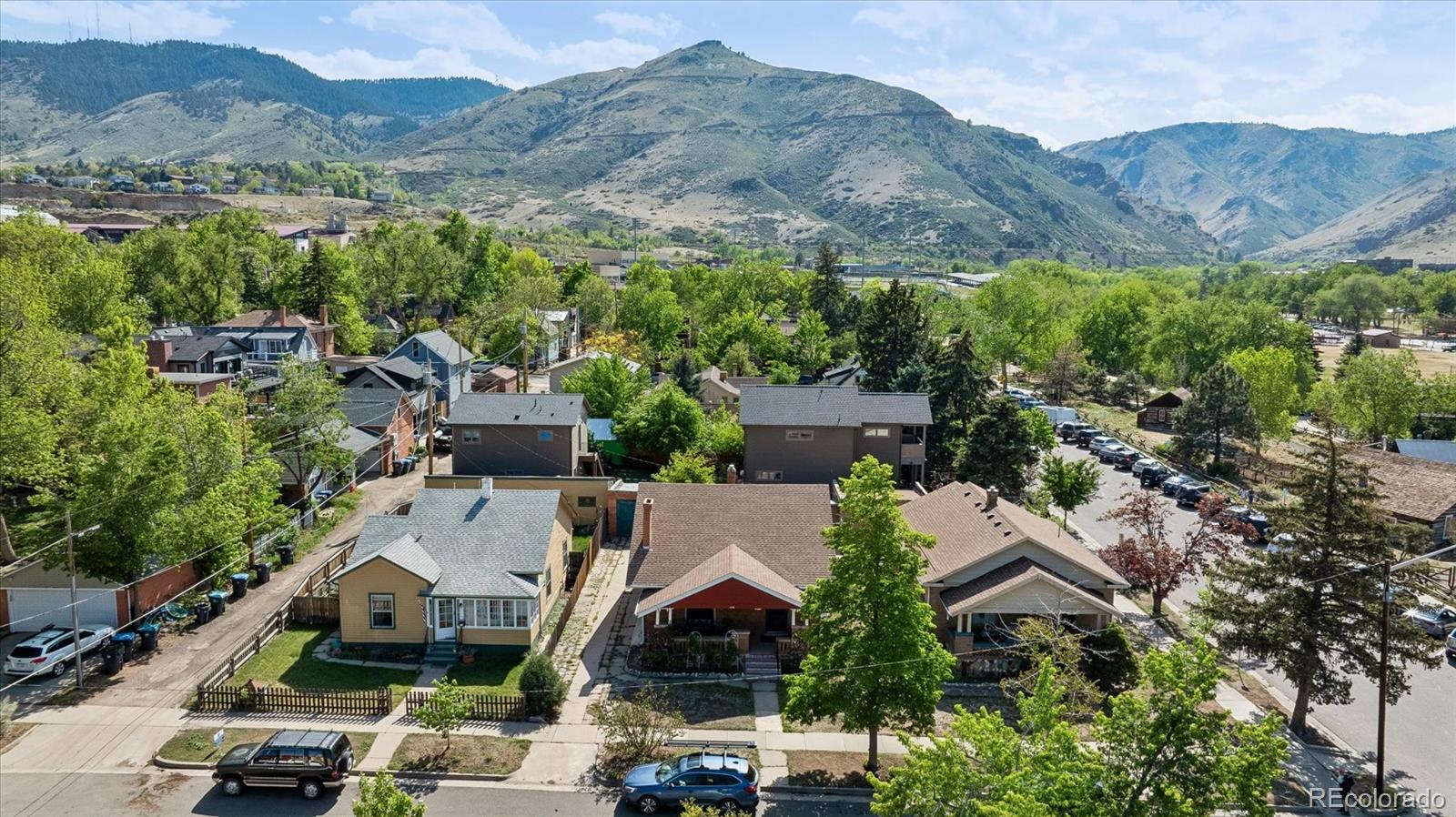 1106 Cheyenne St, Golden, CO 80401 photo