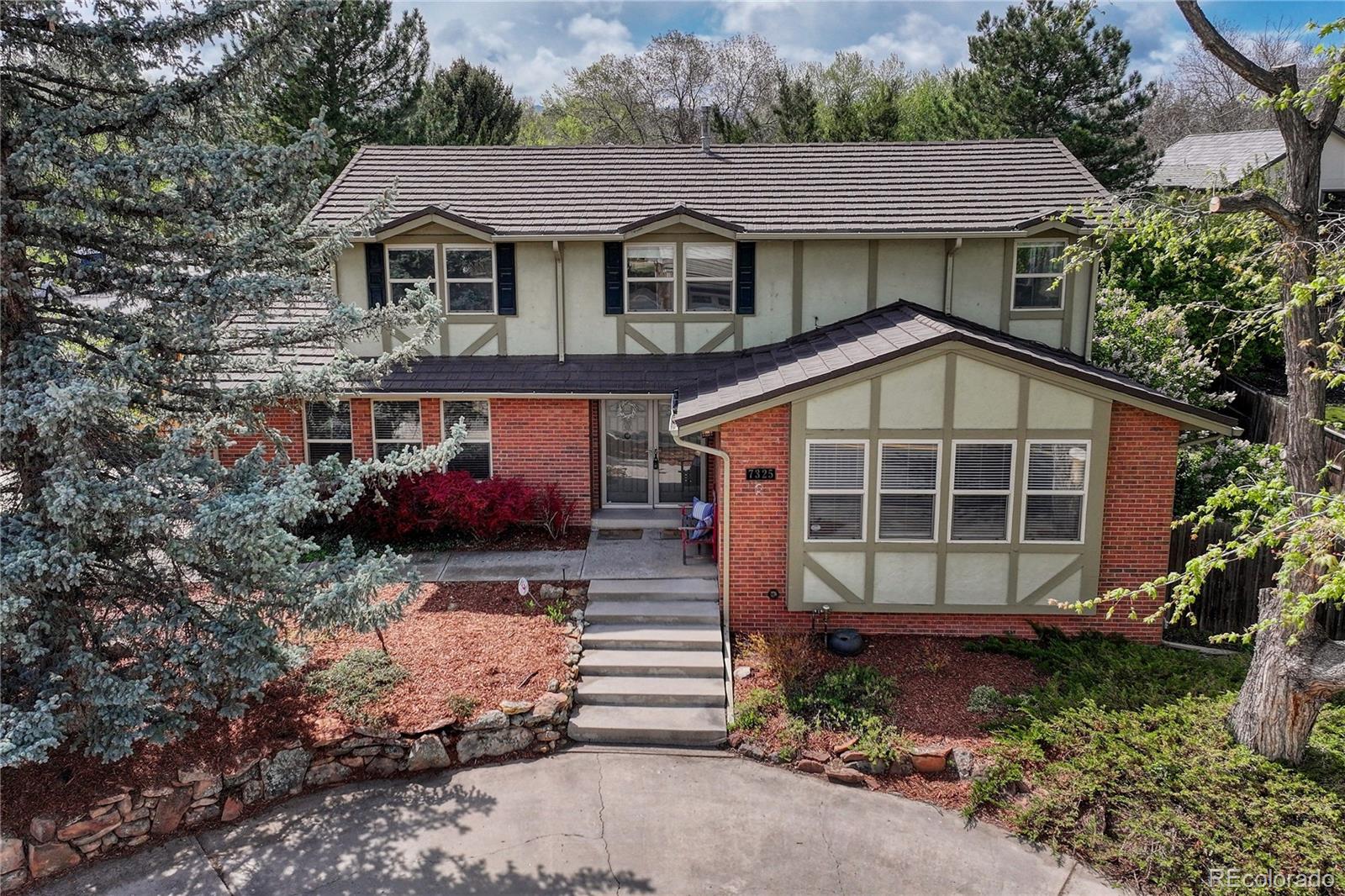 7325 Clifton Ave, Littleton, CO 80128