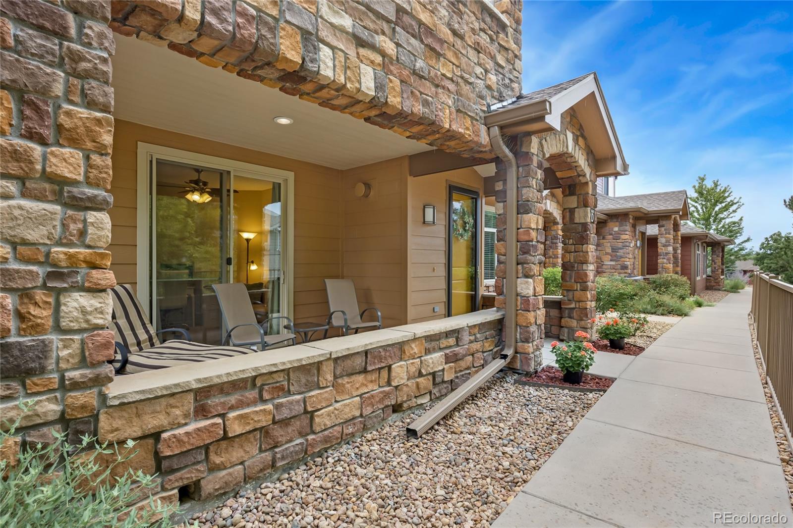 8547 Gold Peak Dr, Highlands Ranch, CO 80130 photo