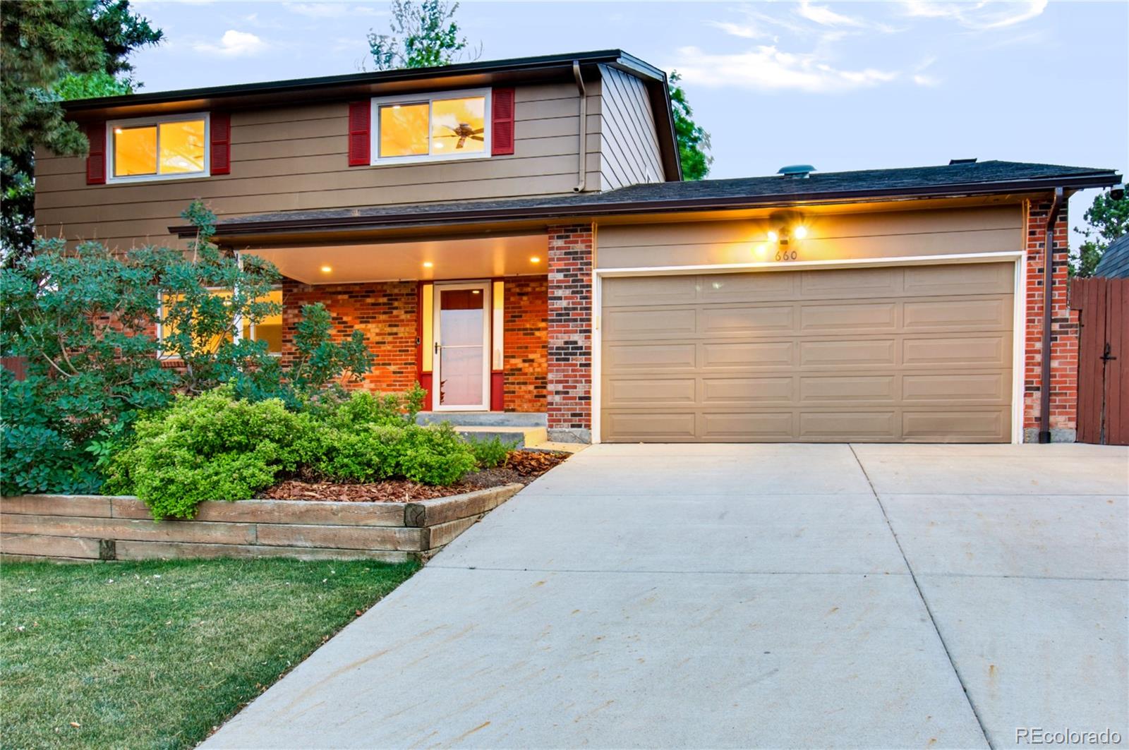 660 Omega Ln, Lone Tree, CO 80124 photo