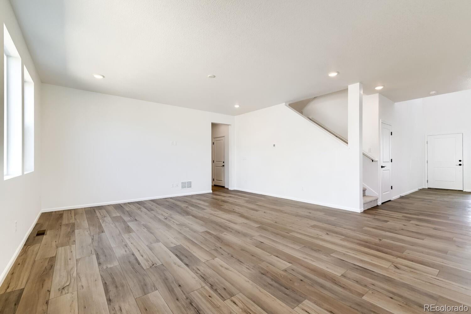 4105 Runyon Lake St, Brighton, CO 80601 photo