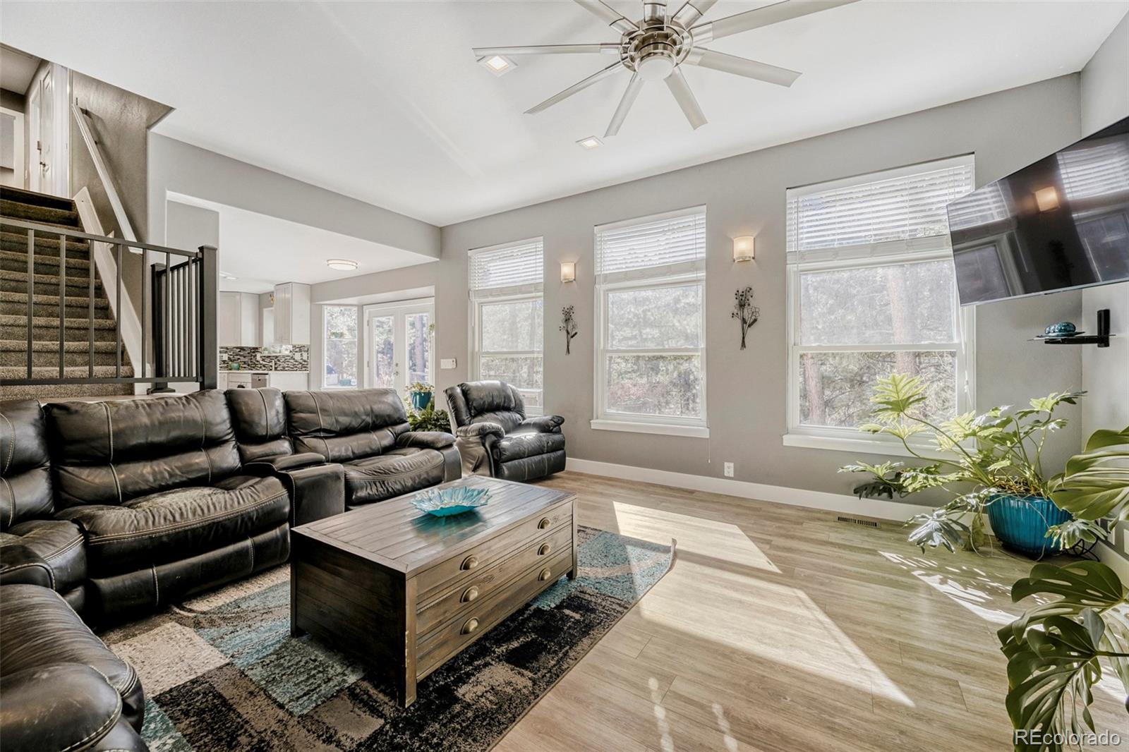 3392 Estates Cir, Larkspur, CO 80118 photo