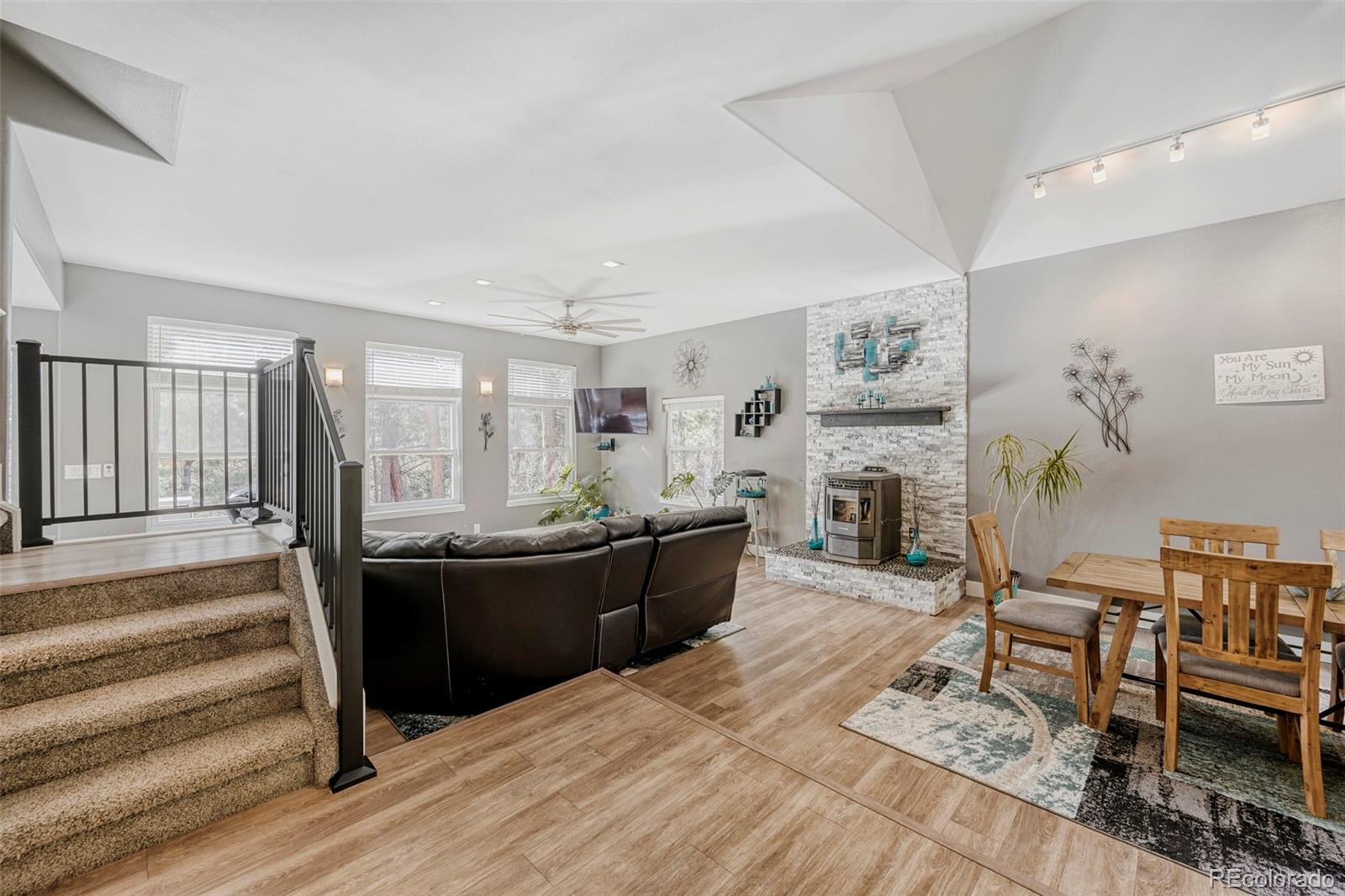 3392 Estates Cir, Larkspur, CO 80118 photo