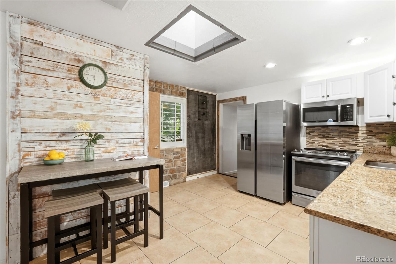 902 S Ironton St, Aurora, CO 80012 photo