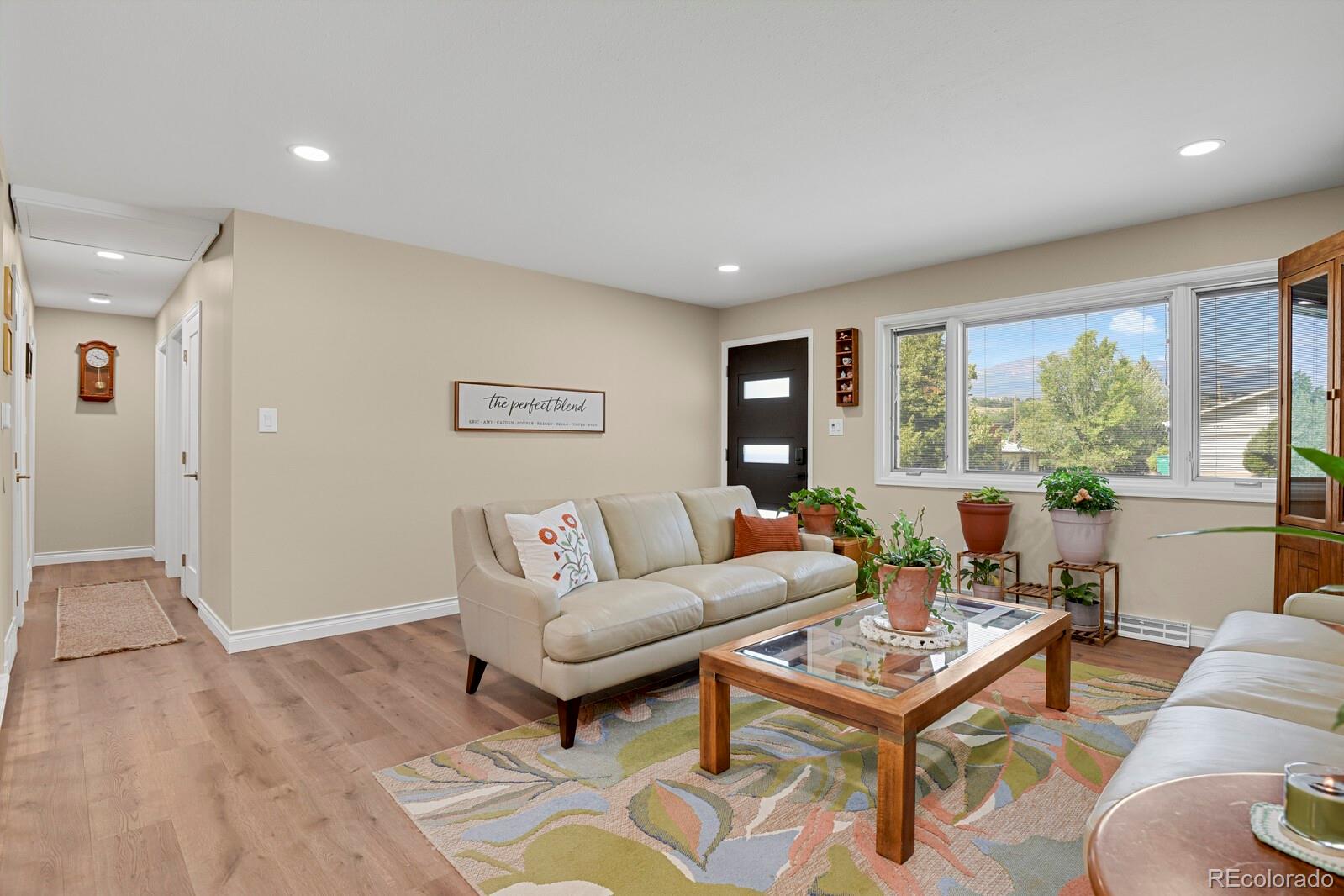 742 Ellston St, Colorado Springs, CO 80907 photo