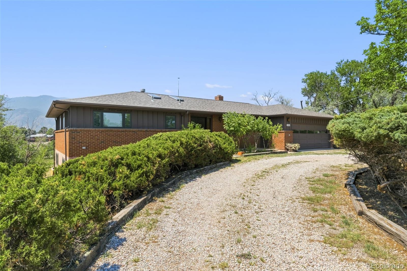 2260 Mesa Rd, Colorado Springs, CO 80904 photo