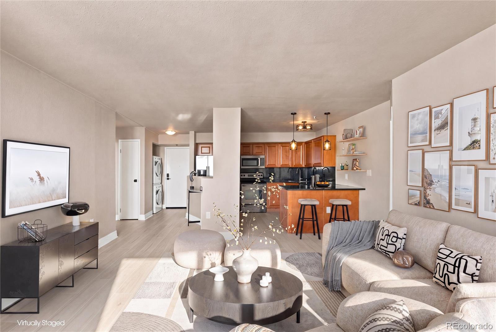 601 W 11 Ave #901, Denver, CO 80204 photo