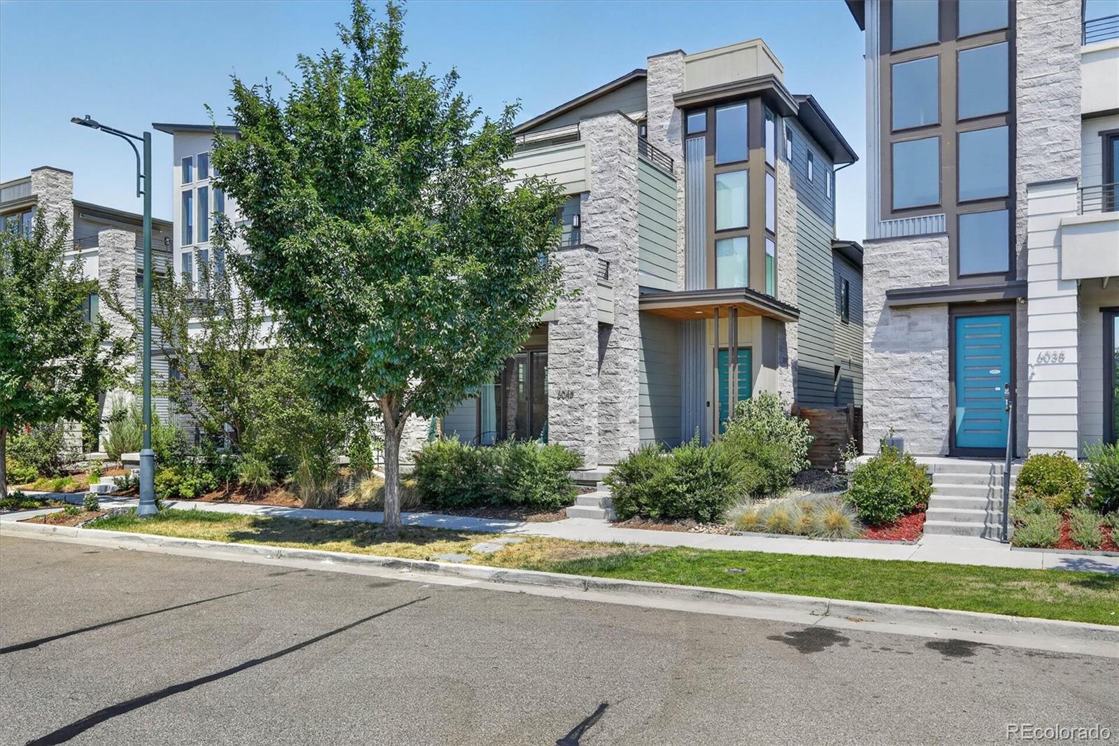 6048 Beeler Ct, Denver, CO 80238 photo