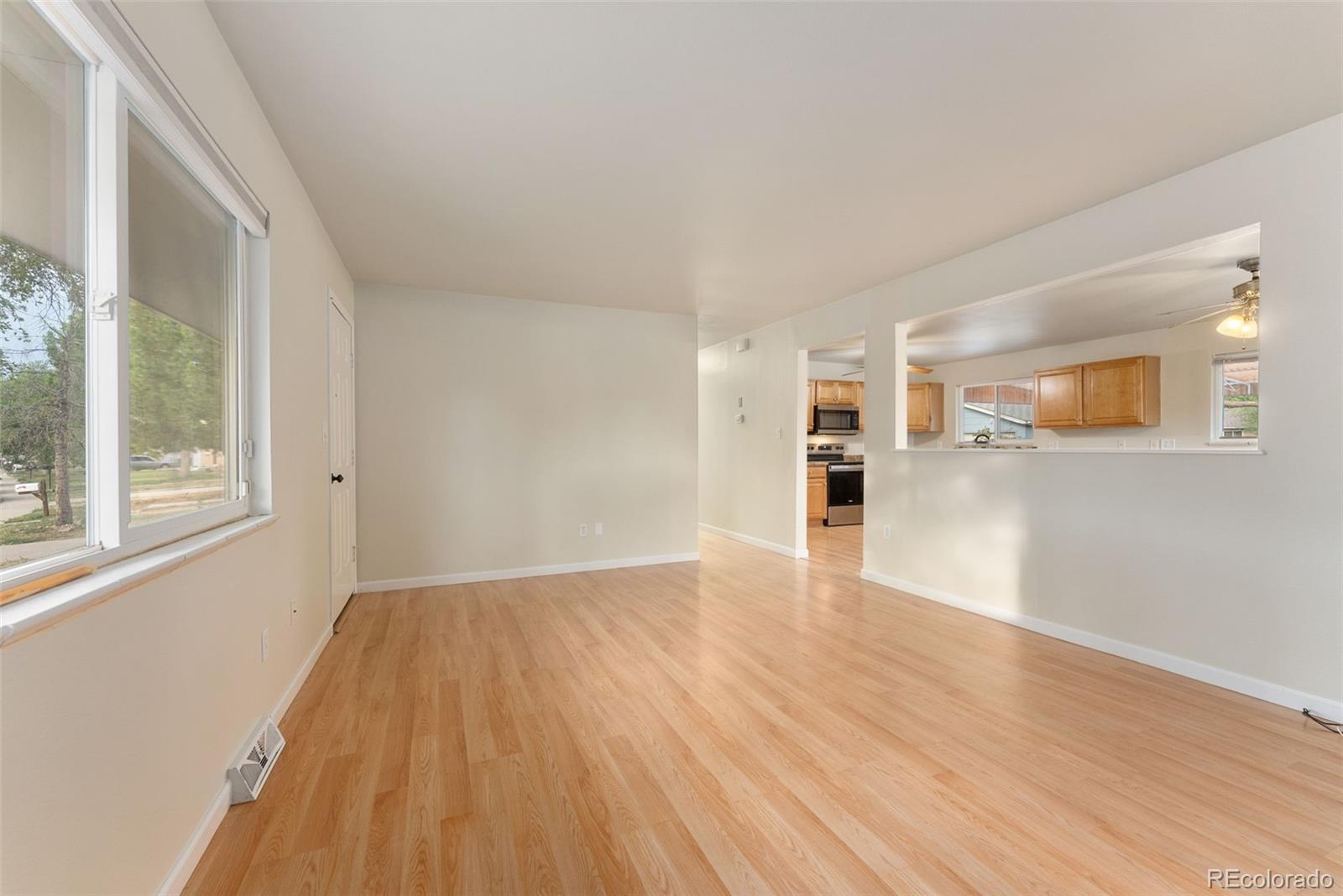 1102 Nucla St, Aurora, CO 80011 photo