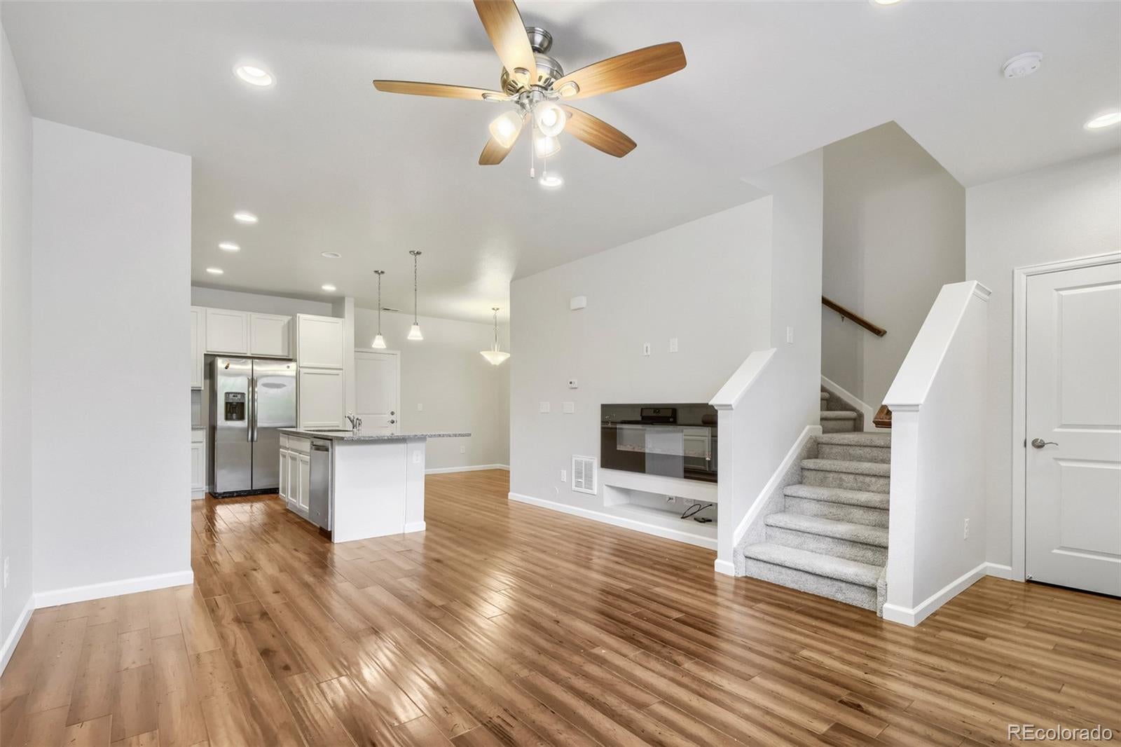 508 E Dry Creek Pl, Littleton, CO 80122 photo
